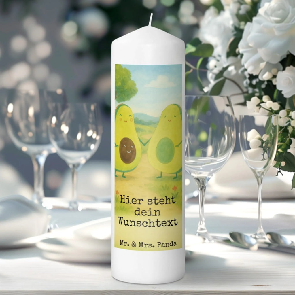 Personalisierte Kerze Avocado Pärchen Design Glas-Kerze Mit Wunschname, Personalisierte Kerze, Grabkerze Mit Namensgravur, Tischkerze Mit Namensdruck, Fair-Trade-Kerze Mit Namensgravur, Osterkerze Mit Namen, Weihnachtskerze Mit Namensgravur, Taufekerze Mit Namensgravur, Teelicht Mit Namensdruck, Andachtskerze Mit Namensgravur, Kerze Mit Prägung Und Wunschname, Outdoor-Kerze Mit Namensgravur, Schwimmkerze Mit Namen, Stearinkerze Mit Gravur, Bio-Kerze Mit Wunschname, Handgegossene Kerze Mit Namen, Metall-Kerze Mit Namensgravur, Kerze Mit Namen, Gastgeschenk Kerze Mit Namen, Kerze Mit Spruch Und Namen, Kerze Für Geburtstag Mit Wunschname, Laternenkerze Mit Namensdruck, Tafelkerze Mit Wunschname, Sojawachskerze Mit Namensdruck, Gartenkerze Mit Namen, Streukerze Mit Namensdruck, Kerzen-Set Mit Namensgravur, Handgemachte Kerze Mit Wunschname, LED-Kerze Mit Wunschname, Adventskerze Mit Wunschname, Votivkerze Mit Wunschname, Holz-Kerze Mit Namen, Gedenkkerze Mit Namen, Kommunionkerze Mit Namen, Firmungskerze Mit Wunschname, Stabkerze Mit Gravur, Stumpenkerze Mit Namensgravur, Trauerkerze Mit Namen, Kerze Für Hochzeit Mit Namensgravur, Blockkerze Mit Namensdruck, Bienenwachskerze Mit Wunschname, Duftkerze Mit Namen, Avocado, Veggie, Vegan, Gesund, Kinder, Avocados, Liebe, Familie, Hochzeit, Geburt, Babyparty, Schwangerschaft, Babyshower, Avocuddle