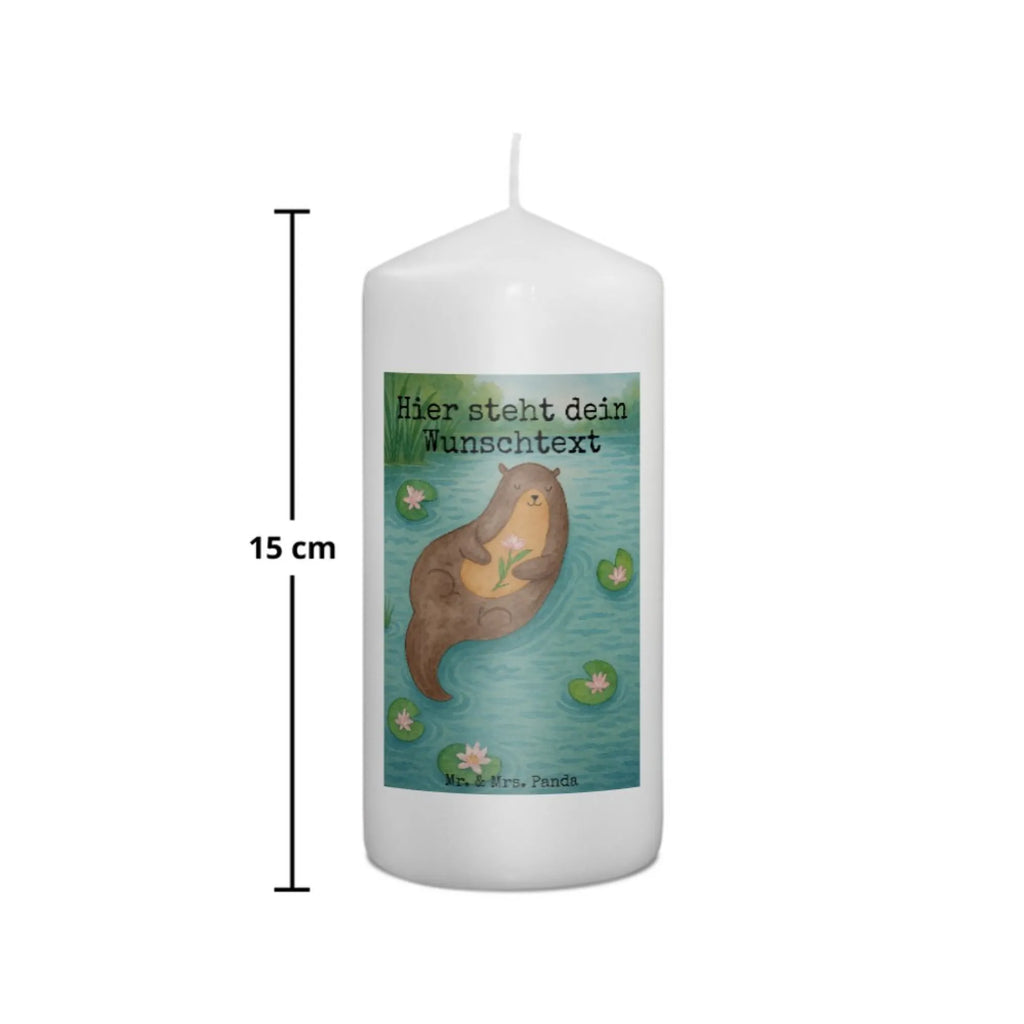 Personalisierte Kerze Otter Seerose Design Trauerkerze Mit Namen, Kerze Für Hochzeit Mit Namensgravur, Schwimmkerze Mit Namen, Stumpenkerze Mit Namensgravur, Kerze Mit Namen, Weihnachtskerze Mit Namensgravur, Streukerze Mit Namensdruck, Outdoor-Kerze Mit Namensgravur, Kerze Mit Spruch Und Namen, Taufekerze Mit Namensgravur, Bienenwachskerze Mit Wunschname, LED-Kerze Mit Wunschname, Handgegossene Kerze Mit Namen, Stabkerze Mit Gravur, Teelicht Mit Namensdruck, Blockkerze Mit Namensdruck, Sojawachskerze Mit Namensdruck, Gartenkerze Mit Namen, Laternenkerze Mit Namensdruck, Tafelkerze Mit Wunschname, Metall-Kerze Mit Namensgravur, Adventskerze Mit Wunschname, Kommunionkerze Mit Namen, Votivkerze Mit Wunschname, Bio-Kerze Mit Wunschname, Fair-Trade-Kerze Mit Namensgravur, Osterkerze Mit Namen, Personalisierte Kerze, Glas-Kerze Mit Wunschname, Kerze Für Geburtstag Mit Wunschname, Duftkerze Mit Namen, Kerzen-Set Mit Namensgravur, Grabkerze Mit Namensgravur, Andachtskerze Mit Namensgravur, Gastgeschenk Kerze Mit Namen, Gedenkkerze Mit Namen, Stearinkerze Mit Gravur, Tischkerze Mit Namensdruck, Handgemachte Kerze Mit Wunschname, Firmungskerze Mit Wunschname, Holz-Kerze Mit Namen, Kerze Mit Prägung Und Wunschname, Otter, Fischotter, Seeotter, Otter Seeotter See Otter