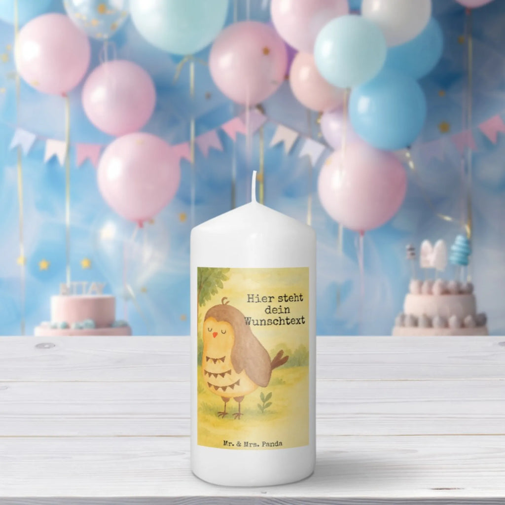 Personalisierte Kerze Eule Zufrieden Design Handgemachte Kerze Mit Wunschname, Kerze Für Hochzeit Mit Namensgravur, Firmungskerze Mit Wunschname, Weihnachtskerze Mit Namensgravur, Andachtskerze Mit Namensgravur, Gedenkkerze Mit Namen, Osterkerze Mit Namen, Kerze Mit Namen, Gartenkerze Mit Namen, Glas-Kerze Mit Wunschname, Stumpenkerze Mit Namensgravur, Kerze Mit Prägung Und Wunschname, Gastgeschenk Kerze Mit Namen, Kerze Mit Spruch Und Namen, Personalisierte Kerze, Tafelkerze Mit Wunschname, Fair-Trade-Kerze Mit Namensgravur, LED-Kerze Mit Wunschname, Bio-Kerze Mit Wunschname, Stabkerze Mit Gravur, Sojawachskerze Mit Namensdruck, Votivkerze Mit Wunschname, Handgegossene Kerze Mit Namen, Trauerkerze Mit Namen, Kerze Für Geburtstag Mit Wunschname, Schwimmkerze Mit Namen, Taufekerze Mit Namensgravur, Bienenwachskerze Mit Wunschname, Laternenkerze Mit Namensdruck, Grabkerze Mit Namensgravur, Adventskerze Mit Wunschname, Kommunionkerze Mit Namen, Duftkerze Mit Namen, Holz-Kerze Mit Namen, Streukerze Mit Namensdruck, Metall-Kerze Mit Namensgravur, Tischkerze Mit Namensdruck, Stearinkerze Mit Gravur, Kerzen-Set Mit Namensgravur, Teelicht Mit Namensdruck, Outdoor-Kerze Mit Namensgravur, Blockkerze Mit Namensdruck, Eule, Liebe Spruch, Romantisch, Wortspiel lustig, Spruch schön, Eule deko, Eule Spruch, Geschenk Hochzeitstag, Owl