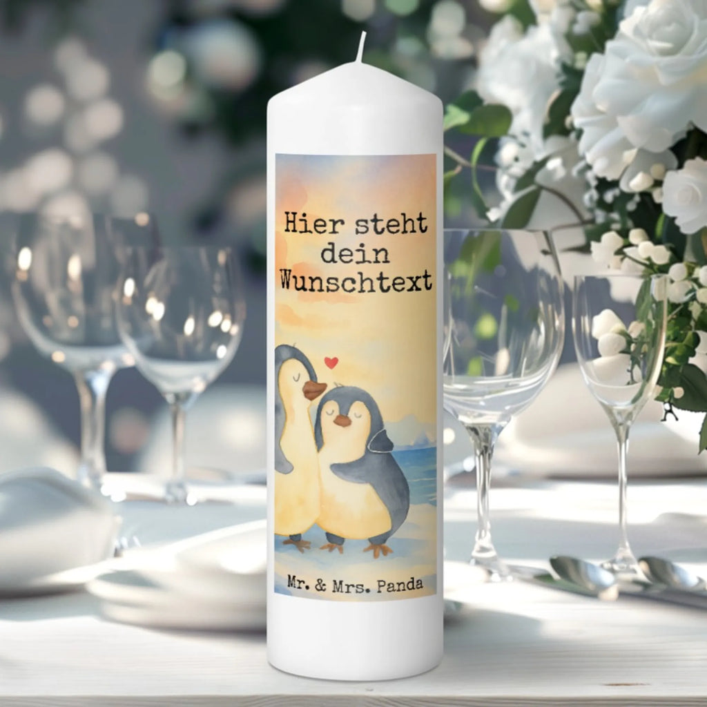 Personalisierte Kerze Pinguin umarmen Design Bio-Kerze Mit Wunschname, Holz-Kerze Mit Namen, Kerze Für Hochzeit Mit Namensgravur, Kerze Mit Spruch Und Namen, Gedenkkerze Mit Namen, Osterkerze Mit Namen, LED-Kerze Mit Wunschname, Kerze Mit Namen, Sojawachskerze Mit Namensdruck, Kerze Für Geburtstag Mit Wunschname, Metall-Kerze Mit Namensgravur, Weihnachtskerze Mit Namensgravur, Tischkerze Mit Namensdruck, Laternenkerze Mit Namensdruck, Stabkerze Mit Gravur, Schwimmkerze Mit Namen, Andachtskerze Mit Namensgravur, Taufekerze Mit Namensgravur, Kerze Mit Prägung Und Wunschname, Gastgeschenk Kerze Mit Namen, Handgegossene Kerze Mit Namen, Tafelkerze Mit Wunschname, Streukerze Mit Namensdruck, Grabkerze Mit Namensgravur, Outdoor-Kerze Mit Namensgravur, Trauerkerze Mit Namen, Kommunionkerze Mit Namen, Firmungskerze Mit Wunschname, Kerzen-Set Mit Namensgravur, Stearinkerze Mit Gravur, Stumpenkerze Mit Namensgravur, Duftkerze Mit Namen, Fair-Trade-Kerze Mit Namensgravur, Handgemachte Kerze Mit Wunschname, Gartenkerze Mit Namen, Adventskerze Mit Wunschname, Personalisierte Kerze, Votivkerze Mit Wunschname, Glas-Kerze Mit Wunschname, Teelicht Mit Namensdruck, Blockkerze Mit Namensdruck, Bienenwachskerze Mit Wunschname, Pinguin, Jahrestag, Hochzeit, Liebe, Liebesgeschenk, Hochzeitsgeschenk, Hochzeitstag, Liebesbeweis, Liebespaar, Verlobung