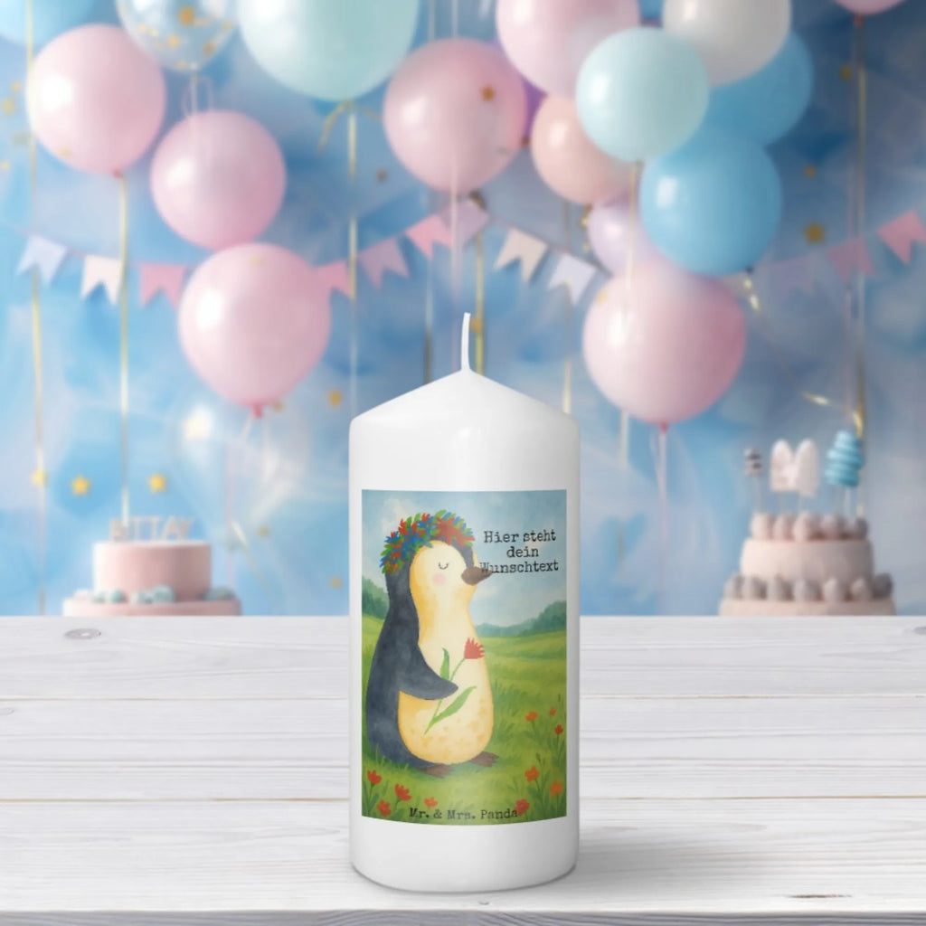 Personalisierte Kerze Pinguin Blumen Design Grabkerze Mit Namensgravur, Kerze Mit Spruch Und Namen, Kerze Mit Namen, Stabkerze Mit Gravur, Handgemachte Kerze Mit Wunschname, Fair-Trade-Kerze Mit Namensgravur, Stearinkerze Mit Gravur, LED-Kerze Mit Wunschname, Stumpenkerze Mit Namensgravur, Votivkerze Mit Wunschname, Outdoor-Kerze Mit Namensgravur, Teelicht Mit Namensdruck, Laternenkerze Mit Namensdruck, Glas-Kerze Mit Wunschname, Trauerkerze Mit Namen, Firmungskerze Mit Wunschname, Bienenwachskerze Mit Wunschname, Tischkerze Mit Namensdruck, Sojawachskerze Mit Namensdruck, Osterkerze Mit Namen, Gartenkerze Mit Namen, Schwimmkerze Mit Namen, Blockkerze Mit Namensdruck, Streukerze Mit Namensdruck, Personalisierte Kerze, Handgegossene Kerze Mit Namen, Kerze Mit Prägung Und Wunschname, Bio-Kerze Mit Wunschname, Duftkerze Mit Namen, Kerzen-Set Mit Namensgravur, Holz-Kerze Mit Namen, Metall-Kerze Mit Namensgravur, Andachtskerze Mit Namensgravur, Weihnachtskerze Mit Namensgravur, Gastgeschenk Kerze Mit Namen, Kerze Für Hochzeit Mit Namensgravur, Kerze Für Geburtstag Mit Wunschname, Taufekerze Mit Namensgravur, Kommunionkerze Mit Namen, Gedenkkerze Mit Namen, Tafelkerze Mit Wunschname, Adventskerze Mit Wunschname, Pinguin, Geschenkidee, Lebenslust, Universum, Leben, Wünsche, Ziele, Lebensziele, Motivation, Pinguine, Blumenkranz, Liebeskummer