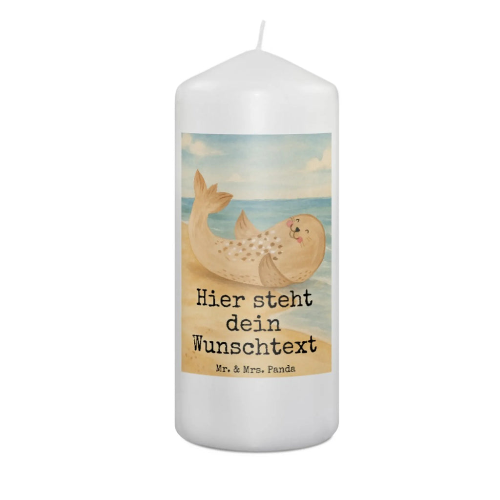 Personalisierte Kerze Robbe Liegen Design Schwimmkerze Mit Namen, Stabkerze Mit Gravur, Andachtskerze Mit Namensgravur, Kerzen-Set Mit Namensgravur, Fair-Trade-Kerze Mit Namensgravur, Kerze Mit Namen, Firmungskerze Mit Wunschname, Laternenkerze Mit Namensdruck, Metall-Kerze Mit Namensgravur, Stearinkerze Mit Gravur, Kerze Für Hochzeit Mit Namensgravur, Personalisierte Kerze, Handgegossene Kerze Mit Namen, Teelicht Mit Namensdruck, Kerze Mit Spruch Und Namen, Handgemachte Kerze Mit Wunschname, LED-Kerze Mit Wunschname, Gedenkkerze Mit Namen, Streukerze Mit Namensdruck, Taufekerze Mit Namensgravur, Gastgeschenk Kerze Mit Namen, Holz-Kerze Mit Namen, Outdoor-Kerze Mit Namensgravur, Kommunionkerze Mit Namen, Kerze Mit Prägung Und Wunschname, Votivkerze Mit Wunschname, Blockkerze Mit Namensdruck, Bio-Kerze Mit Wunschname, Gartenkerze Mit Namen, Tafelkerze Mit Wunschname, Tischkerze Mit Namensdruck, Grabkerze Mit Namensgravur, Weihnachtskerze Mit Namensgravur, Bienenwachskerze Mit Wunschname, Adventskerze Mit Wunschname, Trauerkerze Mit Namen, Stumpenkerze Mit Namensgravur, Sojawachskerze Mit Namensdruck, Osterkerze Mit Namen, Duftkerze Mit Namen, Kerze Für Geburtstag Mit Wunschname, Glas-Kerze Mit Wunschname, Tiermotive, Gute Laune, lustige Sprüche, Tiere, Robben, Meerestier, Freude, Lachen, Seehund, Ostsee, Robbe, Nordsee, Strand
