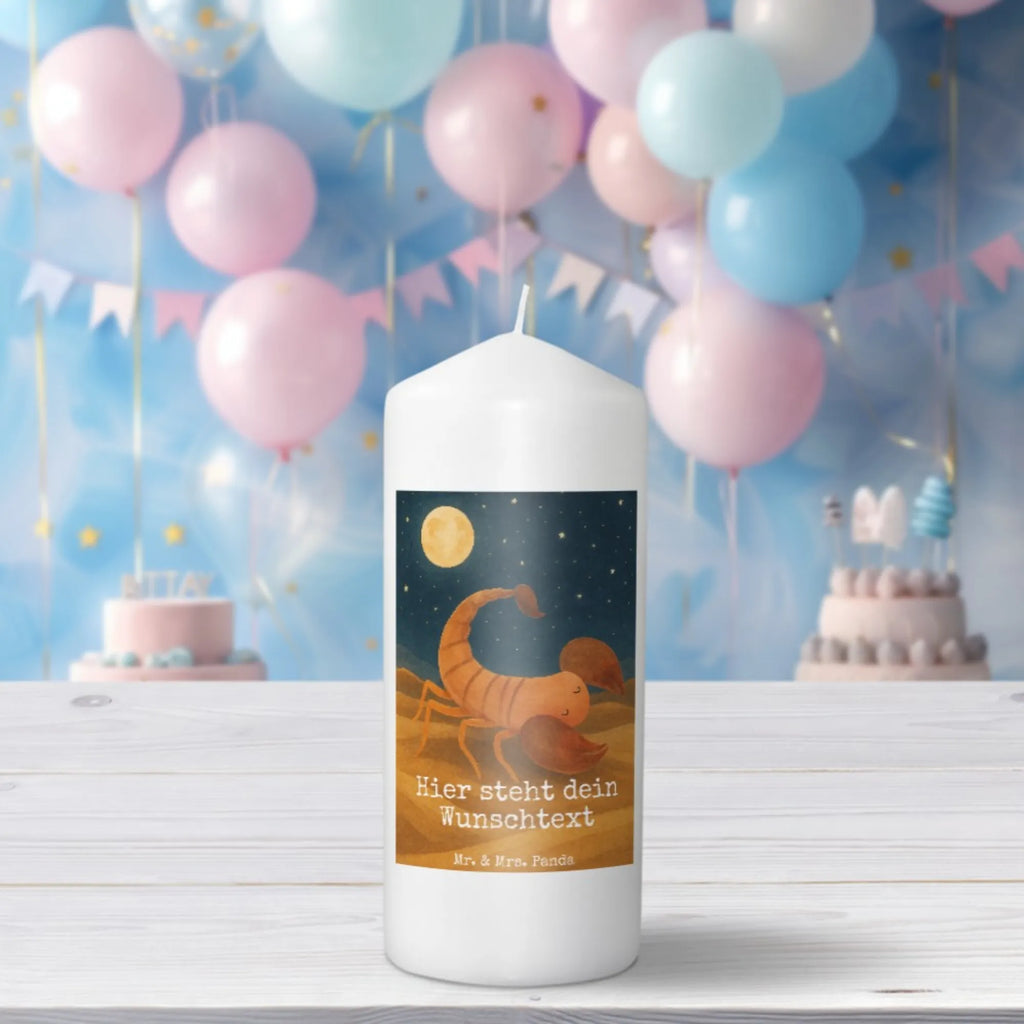 Personalisierte Kerze Sternzeichen Skorpion Design Kerze Mit Prägung Und Wunschname, Teelicht Mit Namensdruck, Handgegossene Kerze Mit Namen, Handgemachte Kerze Mit Wunschname, Fair-Trade-Kerze Mit Namensgravur, Kerzen-Set Mit Namensgravur, Kerze Für Hochzeit Mit Namensgravur, Bienenwachskerze Mit Wunschname, Streukerze Mit Namensdruck, Metall-Kerze Mit Namensgravur, Grabkerze Mit Namensgravur, Weihnachtskerze Mit Namensgravur, Firmungskerze Mit Wunschname, Kerze Mit Namen, Gastgeschenk Kerze Mit Namen, Osterkerze Mit Namen, LED-Kerze Mit Wunschname, Personalisierte Kerze, Glas-Kerze Mit Wunschname, Gartenkerze Mit Namen, Taufekerze Mit Namensgravur, Duftkerze Mit Namen, Sojawachskerze Mit Namensdruck, Schwimmkerze Mit Namen, Stabkerze Mit Gravur, Blockkerze Mit Namensdruck, Andachtskerze Mit Namensgravur, Adventskerze Mit Wunschname, Tischkerze Mit Namensdruck, Votivkerze Mit Wunschname, Bio-Kerze Mit Wunschname, Gedenkkerze Mit Namen, Kerze Mit Spruch Und Namen, Trauerkerze Mit Namen, Holz-Kerze Mit Namen, Laternenkerze Mit Namensdruck, Outdoor-Kerze Mit Namensgravur, Kerze Für Geburtstag Mit Wunschname, Kommunionkerze Mit Namen, Stearinkerze Mit Gravur, Tafelkerze Mit Wunschname, Stumpenkerze Mit Namensgravur, Tierkreiszeichen, Sternzeichen, Horoskop, Astrologie, Aszendent, Skorpion Sternzeichen, Geburtstag November, Geburtstag Oktober, Geschenk November, Geschenk Oktober, Skorpion Geschenk, Skorpione