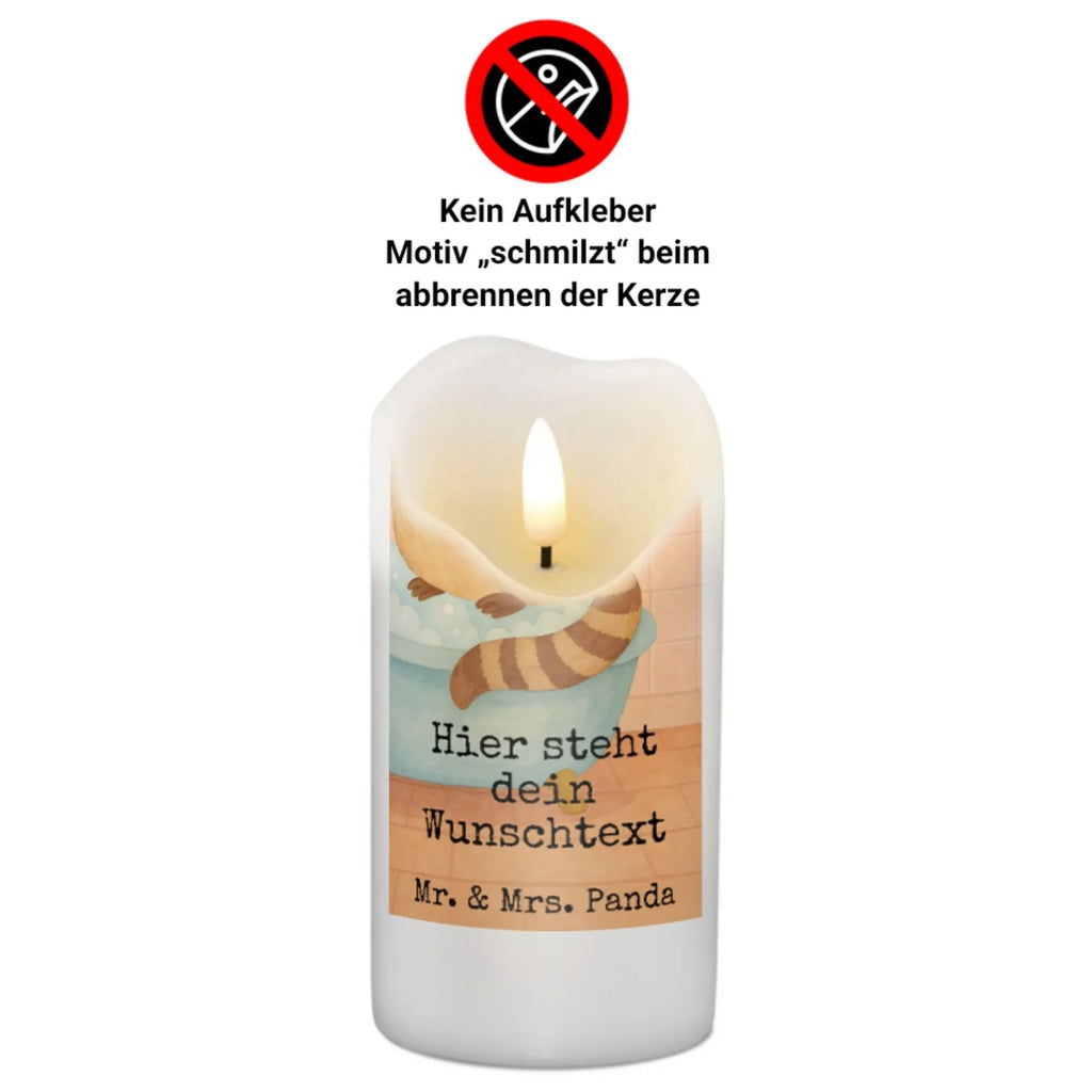 Personalisierte Kerze Waschbär Design Kerzen-Set Mit Namensgravur, Personalisierte Kerze, Kerze Für Hochzeit Mit Namensgravur, Kerze Mit Namen, Weihnachtskerze Mit Namensgravur, Votivkerze Mit Wunschname, Glas-Kerze Mit Wunschname, Fair-Trade-Kerze Mit Namensgravur, Holz-Kerze Mit Namen, Kerze Mit Spruch Und Namen, Bienenwachskerze Mit Wunschname, Adventskerze Mit Wunschname, Osterkerze Mit Namen, Stearinkerze Mit Gravur, Schwimmkerze Mit Namen, Kommunionkerze Mit Namen, Gartenkerze Mit Namen, Gastgeschenk Kerze Mit Namen, Gedenkkerze Mit Namen, Stabkerze Mit Gravur, Tischkerze Mit Namensdruck, Trauerkerze Mit Namen, Grabkerze Mit Namensgravur, Blockkerze Mit Namensdruck, LED-Kerze Mit Wunschname, Outdoor-Kerze Mit Namensgravur, Tafelkerze Mit Wunschname, Metall-Kerze Mit Namensgravur, Kerze Für Geburtstag Mit Wunschname, Sojawachskerze Mit Namensdruck, Andachtskerze Mit Namensgravur, Taufekerze Mit Namensgravur, Laternenkerze Mit Namensdruck, Bio-Kerze Mit Wunschname, Streukerze Mit Namensdruck, Teelicht Mit Namensdruck, Handgegossene Kerze Mit Namen, Firmungskerze Mit Wunschname, Stumpenkerze Mit Namensgravur, Duftkerze Mit Namen, Kerze Mit Prägung Und Wunschname, Handgemachte Kerze Mit Wunschname, Tiermotive, Gute Laune, lustige Sprüche, Tiere, Tagträumen, Plan, waschen, Waschbär, Seifenblasen, Fröhlich
