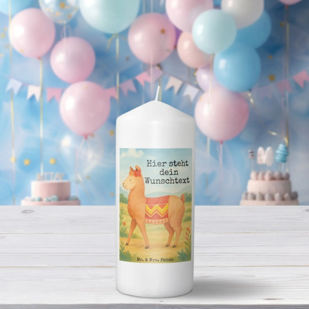 Personalisierte Kerze Alpaka Stolz Design Kommunionkerze Mit Namen, Gartenkerze Mit Namen, Sojawachskerze Mit Namensdruck, Votivkerze Mit Wunschname, Glas-Kerze Mit Wunschname, Grabkerze Mit Namensgravur, Tafelkerze Mit Wunschname, Metall-Kerze Mit Namensgravur, Handgegossene Kerze Mit Namen, Adventskerze Mit Wunschname, Bio-Kerze Mit Wunschname, Duftkerze Mit Namen, LED-Kerze Mit Wunschname, Personalisierte Kerze, Blockkerze Mit Namensdruck, Laternenkerze Mit Namensdruck, Firmungskerze Mit Wunschname, Trauerkerze Mit Namen, Outdoor-Kerze Mit Namensgravur, Gastgeschenk Kerze Mit Namen, Teelicht Mit Namensdruck, Kerze Mit Namen, Holz-Kerze Mit Namen, Stumpenkerze Mit Namensgravur, Bienenwachskerze Mit Wunschname, Streukerze Mit Namensdruck, Schwimmkerze Mit Namen, Andachtskerze Mit Namensgravur, Kerze Für Hochzeit Mit Namensgravur, Weihnachtskerze Mit Namensgravur, Stabkerze Mit Gravur, Osterkerze Mit Namen, Kerze Mit Spruch Und Namen, Handgemachte Kerze Mit Wunschname, Taufekerze Mit Namensgravur, Kerze Für Geburtstag Mit Wunschname, Gedenkkerze Mit Namen, Kerze Mit Prägung Und Wunschname, Kerzen-Set Mit Namensgravur, Fair-Trade-Kerze Mit Namensgravur, Tischkerze Mit Namensdruck, Stearinkerze Mit Gravur, Alpaka, Lama
