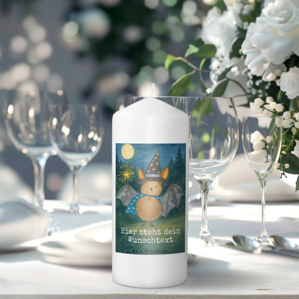 Personalisierte Kerze Fledermaus Zauberer Design Osterkerze Mit Namen, Kommunionkerze Mit Namen, Tischkerze Mit Namensdruck, Stumpenkerze Mit Namensgravur, Handgemachte Kerze Mit Wunschname, Gartenkerze Mit Namen, Streukerze Mit Namensdruck, Taufekerze Mit Namensgravur, Stearinkerze Mit Gravur, LED-Kerze Mit Wunschname, Kerzen-Set Mit Namensgravur, Tafelkerze Mit Wunschname, Bienenwachskerze Mit Wunschname, Handgegossene Kerze Mit Namen, Trauerkerze Mit Namen, Blockkerze Mit Namensdruck, Teelicht Mit Namensdruck, Glas-Kerze Mit Wunschname, Fair-Trade-Kerze Mit Namensgravur, Metall-Kerze Mit Namensgravur, Kerze Für Geburtstag Mit Wunschname, Personalisierte Kerze, Firmungskerze Mit Wunschname, Sojawachskerze Mit Namensdruck, Duftkerze Mit Namen, Adventskerze Mit Wunschname, Outdoor-Kerze Mit Namensgravur, Holz-Kerze Mit Namen, Kerze Mit Namen, Votivkerze Mit Wunschname, Kerze Für Hochzeit Mit Namensgravur, Grabkerze Mit Namensgravur, Andachtskerze Mit Namensgravur, Laternenkerze Mit Namensdruck, Kerze Mit Prägung Und Wunschname, Schwimmkerze Mit Namen, Weihnachtskerze Mit Namensgravur, Stabkerze Mit Gravur, Kerze Mit Spruch Und Namen, Bio-Kerze Mit Wunschname, Gedenkkerze Mit Namen, Gastgeschenk Kerze Mit Namen, Tiermotive, Gute Laune, lustige Sprüche, Tiere, Frauen, Fledermaus, Zauberer, Magier, Fledermäuse, reinsteigern
