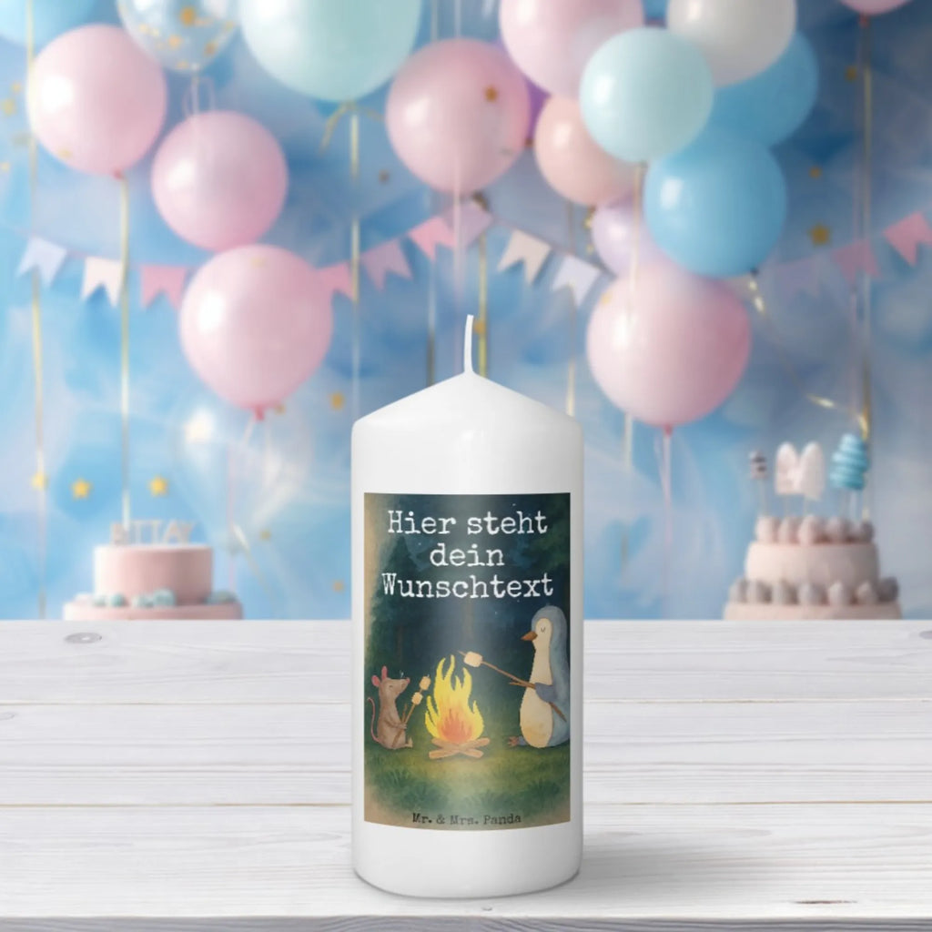 Personalisierte Kerze Pinguin Lagerfeuer Design Gastgeschenk Kerze Mit Namen, Adventskerze Mit Wunschname, Osterkerze Mit Namen, Stabkerze Mit Gravur, Kerzen-Set Mit Namensgravur, Trauerkerze Mit Namen, Kerze Mit Namen, Metall-Kerze Mit Namensgravur, Weihnachtskerze Mit Namensgravur, Gartenkerze Mit Namen, Streukerze Mit Namensdruck, Schwimmkerze Mit Namen, Bio-Kerze Mit Wunschname, Handgegossene Kerze Mit Namen, Glas-Kerze Mit Wunschname, Personalisierte Kerze, Laternenkerze Mit Namensdruck, Teelicht Mit Namensdruck, LED-Kerze Mit Wunschname, Stumpenkerze Mit Namensgravur, Handgemachte Kerze Mit Wunschname, Kerze Mit Spruch Und Namen, Kerze Für Hochzeit Mit Namensgravur, Holz-Kerze Mit Namen, Blockkerze Mit Namensdruck, Kerze Mit Prägung Und Wunschname, Firmungskerze Mit Wunschname, Tischkerze Mit Namensdruck, Votivkerze Mit Wunschname, Grabkerze Mit Namensgravur, Andachtskerze Mit Namensgravur, Sojawachskerze Mit Namensdruck, Tafelkerze Mit Wunschname, Taufekerze Mit Namensgravur, Stearinkerze Mit Gravur, Kerze Für Geburtstag Mit Wunschname, Duftkerze Mit Namen, Outdoor-Kerze Mit Namensgravur, Fair-Trade-Kerze Mit Namensgravur, Bienenwachskerze Mit Wunschname, Kommunionkerze Mit Namen, Gedenkkerze Mit Namen, Pinguin, Lagerfeuer, Motivation, Lebensspruch, grillen, Lebensmotivation, Neustart, Marshmallows, Leben, Job, Liebe, Maus, Arbeit, Büroalltag, Büro, Feuer, Pinguine