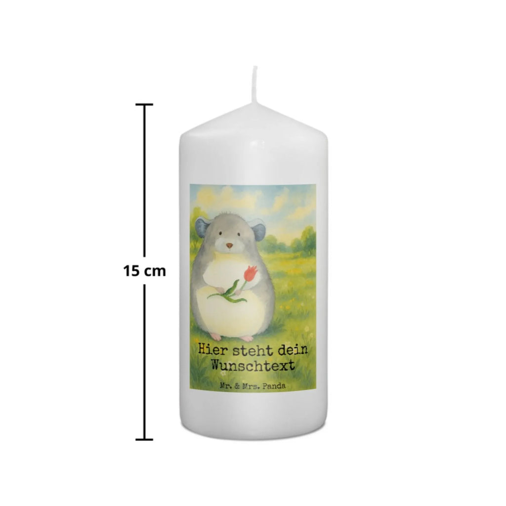 Personalisierte Kerze Chinchilla Blume Design Blockkerze Mit Namensdruck, Kerze Für Hochzeit Mit Namensgravur, Gastgeschenk Kerze Mit Namen, Personalisierte Kerze, Stabkerze Mit Gravur, Firmungskerze Mit Wunschname, Fair-Trade-Kerze Mit Namensgravur, Kommunionkerze Mit Namen, Stumpenkerze Mit Namensgravur, Andachtskerze Mit Namensgravur, Metall-Kerze Mit Namensgravur, Holz-Kerze Mit Namen, Weihnachtskerze Mit Namensgravur, Duftkerze Mit Namen, Grabkerze Mit Namensgravur, Trauerkerze Mit Namen, Teelicht Mit Namensdruck, Stearinkerze Mit Gravur, Tischkerze Mit Namensdruck, Kerzen-Set Mit Namensgravur, Kerze Mit Prägung Und Wunschname, Votivkerze Mit Wunschname, Gartenkerze Mit Namen, Glas-Kerze Mit Wunschname, Handgegossene Kerze Mit Namen, Osterkerze Mit Namen, Outdoor-Kerze Mit Namensgravur, Kerze Mit Namen, Tafelkerze Mit Wunschname, Schwimmkerze Mit Namen, Kerze Mit Spruch Und Namen, Streukerze Mit Namensdruck, Bio-Kerze Mit Wunschname, Gedenkkerze Mit Namen, LED-Kerze Mit Wunschname, Adventskerze Mit Wunschname, Sojawachskerze Mit Namensdruck, Kerze Für Geburtstag Mit Wunschname, Bienenwachskerze Mit Wunschname, Taufekerze Mit Namensgravur, Laternenkerze Mit Namensdruck, Handgemachte Kerze Mit Wunschname, Tiermotive, Gute Laune, lustige Sprüche, Tiere, Chinchillas, Büroalltag, Büro, Liebeskummer, Chinchilla, traurig sein, Kummer, Glücklichsein, Depressionen, Chaos