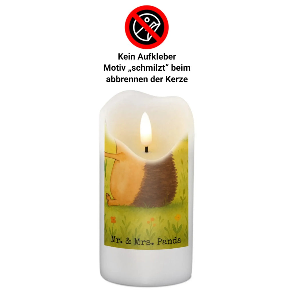 Personalisierte Kerze Igel Blumen Design Bio-Kerze Mit Wunschname, Weihnachtskerze Mit Namensgravur, Tischkerze Mit Namensdruck, Laternenkerze Mit Namensdruck, Blockkerze Mit Namensdruck, Kerze Mit Prägung Und Wunschname, Fair-Trade-Kerze Mit Namensgravur, Kerzen-Set Mit Namensgravur, Stumpenkerze Mit Namensgravur, Outdoor-Kerze Mit Namensgravur, Stearinkerze Mit Gravur, Andachtskerze Mit Namensgravur, Metall-Kerze Mit Namensgravur, Duftkerze Mit Namen, Adventskerze Mit Wunschname, Osterkerze Mit Namen, Kerze Für Geburtstag Mit Wunschname, Tafelkerze Mit Wunschname, Firmungskerze Mit Wunschname, Bienenwachskerze Mit Wunschname, Kerze Mit Namen, Kerze Für Hochzeit Mit Namensgravur, Sojawachskerze Mit Namensdruck, Gastgeschenk Kerze Mit Namen, Handgegossene Kerze Mit Namen, Gedenkkerze Mit Namen, Streukerze Mit Namensdruck, LED-Kerze Mit Wunschname, Glas-Kerze Mit Wunschname, Personalisierte Kerze, Stabkerze Mit Gravur, Kerze Mit Spruch Und Namen, Gartenkerze Mit Namen, Taufekerze Mit Namensgravur, Handgemachte Kerze Mit Wunschname, Kommunionkerze Mit Namen, Trauerkerze Mit Namen, Votivkerze Mit Wunschname, Schwimmkerze Mit Namen, Teelicht Mit Namensdruck, Grabkerze Mit Namensgravur, Holz-Kerze Mit Namen, Tiermotive, Gute Laune, lustige Sprüche, Tiere, Besuch, Genesungswünsche, Krankenhaus, Gute Besserung, krank, Igel, Krankheit