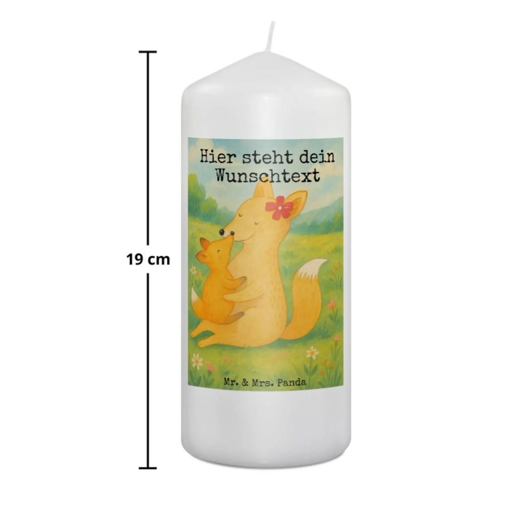 Personalisierte Kerze Fuchs Mama Design Kerze Mit Spruch Und Namen, Glas-Kerze Mit Wunschname, Blockkerze Mit Namensdruck, Kerze Für Hochzeit Mit Namensgravur, Stearinkerze Mit Gravur, Kerzen-Set Mit Namensgravur, Adventskerze Mit Wunschname, Bienenwachskerze Mit Wunschname, Laternenkerze Mit Namensdruck, Handgegossene Kerze Mit Namen, Outdoor-Kerze Mit Namensgravur, Personalisierte Kerze, Stabkerze Mit Gravur, Grabkerze Mit Namensgravur, Gartenkerze Mit Namen, Tafelkerze Mit Wunschname, Kerze Mit Prägung Und Wunschname, Osterkerze Mit Namen, Holz-Kerze Mit Namen, Sojawachskerze Mit Namensdruck, Votivkerze Mit Wunschname, Weihnachtskerze Mit Namensgravur, Gastgeschenk Kerze Mit Namen, Fair-Trade-Kerze Mit Namensgravur, Duftkerze Mit Namen, Kerze Mit Namen, Trauerkerze Mit Namen, Stumpenkerze Mit Namensgravur, Andachtskerze Mit Namensgravur, Handgemachte Kerze Mit Wunschname, Metall-Kerze Mit Namensgravur, Kommunionkerze Mit Namen, Gedenkkerze Mit Namen, Kerze Für Geburtstag Mit Wunschname, LED-Kerze Mit Wunschname, Streukerze Mit Namensdruck, Teelicht Mit Namensdruck, Firmungskerze Mit Wunschname, Bio-Kerze Mit Wunschname, Tischkerze Mit Namensdruck, Taufekerze Mit Namensgravur, Schwimmkerze Mit Namen, Familie, Vatertag, Muttertag, Bruder, Schwester, Mama, Papa, Oma, Opa, Lieblingstochter, Geschenk, Tochter, Beste Tochter, Mutter
