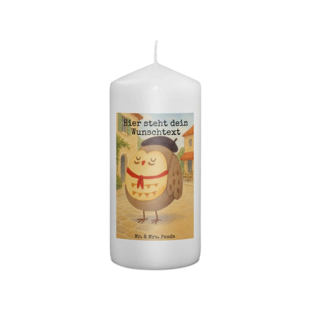 Personalisierte Kerze Eule Frankreich Design Kerze Mit Prägung Und Wunschname, Weihnachtskerze Mit Namensgravur, Kerze Mit Spruch Und Namen, Duftkerze Mit Namen, Teelicht Mit Namensdruck, Stearinkerze Mit Gravur, Fair-Trade-Kerze Mit Namensgravur, Andachtskerze Mit Namensgravur, Blockkerze Mit Namensdruck, Bio-Kerze Mit Wunschname, Laternenkerze Mit Namensdruck, Taufekerze Mit Namensgravur, Kerze Für Geburtstag Mit Wunschname, Adventskerze Mit Wunschname, Schwimmkerze Mit Namen, Stumpenkerze Mit Namensgravur, Votivkerze Mit Wunschname, Tafelkerze Mit Wunschname, Kerze Mit Namen, Kerzen-Set Mit Namensgravur, Stabkerze Mit Gravur, Sojawachskerze Mit Namensdruck, Streukerze Mit Namensdruck, Gedenkkerze Mit Namen, Holz-Kerze Mit Namen, Osterkerze Mit Namen, Kerze Für Hochzeit Mit Namensgravur, Handgemachte Kerze Mit Wunschname, Outdoor-Kerze Mit Namensgravur, Metall-Kerze Mit Namensgravur, Kommunionkerze Mit Namen, LED-Kerze Mit Wunschname, Grabkerze Mit Namensgravur, Tischkerze Mit Namensdruck, Glas-Kerze Mit Wunschname, Handgegossene Kerze Mit Namen, Gartenkerze Mit Namen, Personalisierte Kerze, Firmungskerze Mit Wunschname, Gastgeschenk Kerze Mit Namen, Trauerkerze Mit Namen, Bienenwachskerze Mit Wunschname, Eule, Owl, Frankreich, Eulen, hibou, Spruch Französisch, Spruch schön, das Leben ist schön, Eule Deko, La vie est belle
