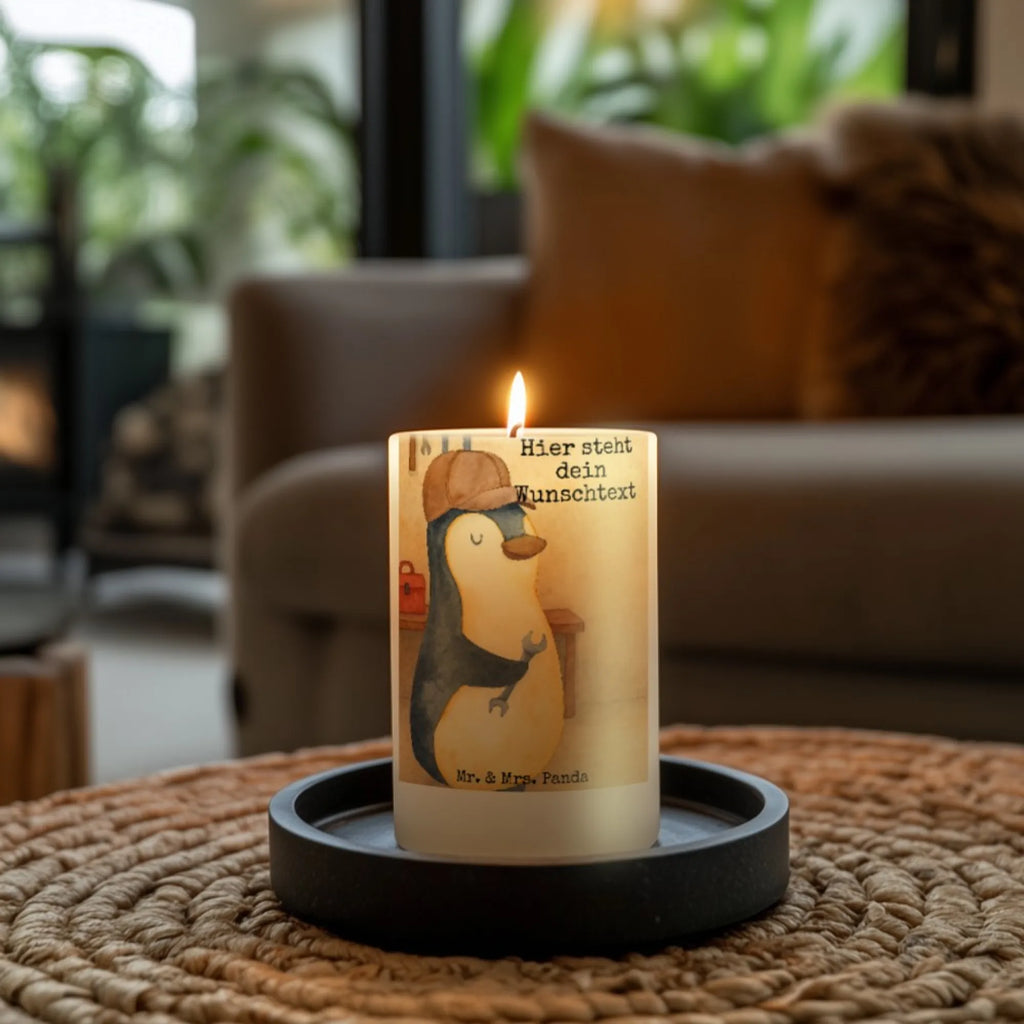 Personalisierte Kerze Wenn Papa es nicht reparieren kann, sind wir am Arsch Design LED-Kerze Mit Wunschname, Sojawachskerze Mit Namensdruck, Stearinkerze Mit Gravur, Outdoor-Kerze Mit Namensgravur, Weihnachtskerze Mit Namensgravur, Trauerkerze Mit Namen, Laternenkerze Mit Namensdruck, Holz-Kerze Mit Namen, Grabkerze Mit Namensgravur, Gedenkkerze Mit Namen, Handgegossene Kerze Mit Namen, Glas-Kerze Mit Wunschname, Blockkerze Mit Namensdruck, Kerze Mit Namen, Handgemachte Kerze Mit Wunschname, Duftkerze Mit Namen, Fair-Trade-Kerze Mit Namensgravur, Kerzen-Set Mit Namensgravur, Taufekerze Mit Namensgravur, Gastgeschenk Kerze Mit Namen, Tafelkerze Mit Wunschname, Gartenkerze Mit Namen, Andachtskerze Mit Namensgravur, Adventskerze Mit Wunschname, Kerze Mit Prägung Und Wunschname, Streukerze Mit Namensdruck, Schwimmkerze Mit Namen, Votivkerze Mit Wunschname, Stumpenkerze Mit Namensgravur, Bio-Kerze Mit Wunschname, Metall-Kerze Mit Namensgravur, Kerze Für Hochzeit Mit Namensgravur, Osterkerze Mit Namen, Teelicht Mit Namensdruck, Kommunionkerze Mit Namen, Personalisierte Kerze, Firmungskerze Mit Wunschname, Kerze Für Geburtstag Mit Wunschname, Kerze Mit Spruch Und Namen, Tischkerze Mit Namensdruck, Bienenwachskerze Mit Wunschname, Stabkerze Mit Gravur, Familie, Vatertag, Muttertag, Bruder, Schwester, Mama, Papa, Oma, Opa, Geschenk Papa, Bester Papa der Welt, Vater