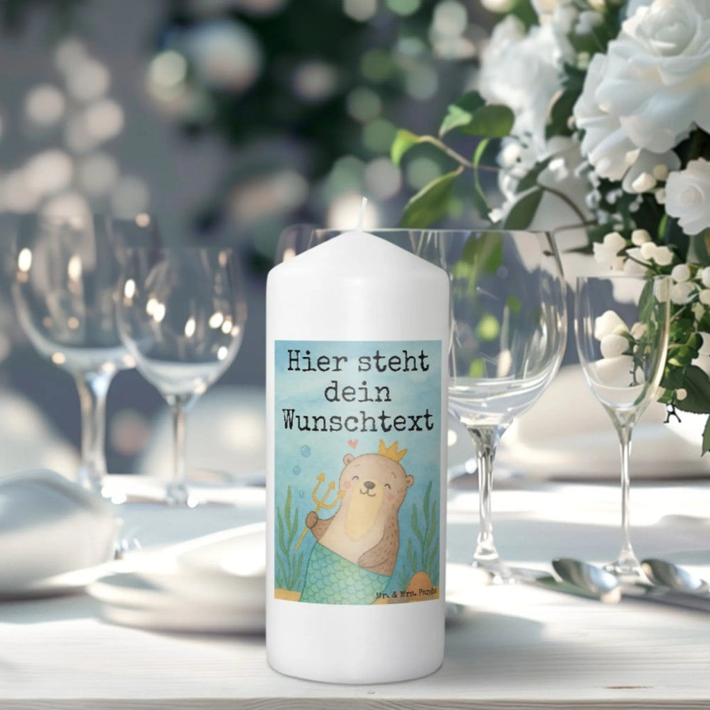 Personalisierte Kerze Wassermann Astrologie Design Kerze Für Hochzeit Mit Namensgravur, Personalisierte Kerze, Holz-Kerze Mit Namen, Handgegossene Kerze Mit Namen, Kerze Mit Namen, Andachtskerze Mit Namensgravur, Kerze Mit Prägung Und Wunschname, Bienenwachskerze Mit Wunschname, Weihnachtskerze Mit Namensgravur, Osterkerze Mit Namen, Fair-Trade-Kerze Mit Namensgravur, Grabkerze Mit Namensgravur, Kerze Für Geburtstag Mit Wunschname, Trauerkerze Mit Namen, Schwimmkerze Mit Namen, Glas-Kerze Mit Wunschname, Firmungskerze Mit Wunschname, Stumpenkerze Mit Namensgravur, Stearinkerze Mit Gravur, Teelicht Mit Namensdruck, Gartenkerze Mit Namen, Metall-Kerze Mit Namensgravur, Kerze Mit Spruch Und Namen, Handgemachte Kerze Mit Wunschname, Tischkerze Mit Namensdruck, Streukerze Mit Namensdruck, Duftkerze Mit Namen, Bio-Kerze Mit Wunschname, Laternenkerze Mit Namensdruck, LED-Kerze Mit Wunschname, Blockkerze Mit Namensdruck, Sojawachskerze Mit Namensdruck, Taufekerze Mit Namensgravur, Gedenkkerze Mit Namen, Tafelkerze Mit Wunschname, Outdoor-Kerze Mit Namensgravur, Votivkerze Mit Wunschname, Stabkerze Mit Gravur, Adventskerze Mit Wunschname, Kommunionkerze Mit Namen, Kerzen-Set Mit Namensgravur, Gastgeschenk Kerze Mit Namen, Tierkreiszeichen, Sternzeichen, Horoskop, Astrologie, Aszendent, Wassermann, Geburtstagsgeschenk, Geschenk
