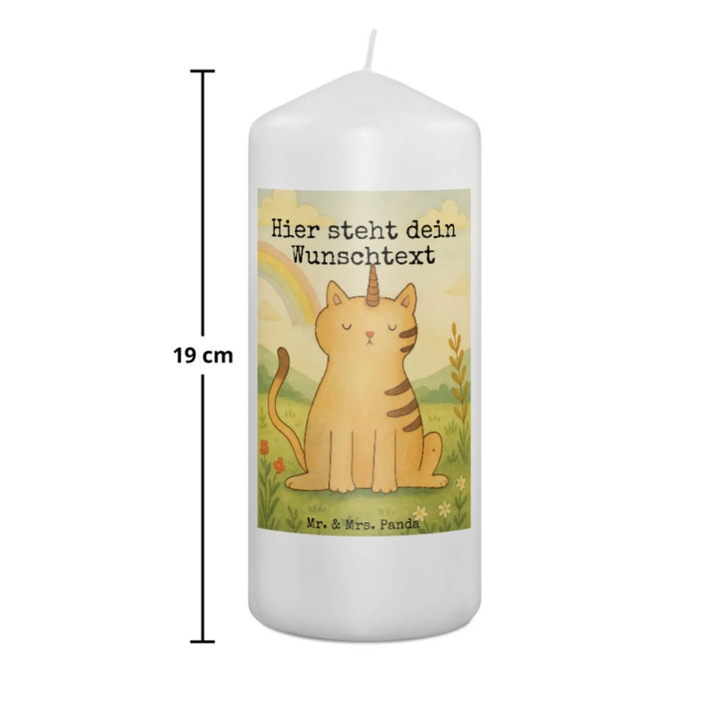 Personalisierte Kerze Einhorn Katze Design Stabkerze Mit Gravur, Schwimmkerze Mit Namen, Outdoor-Kerze Mit Namensgravur, Kerze Mit Namen, Tischkerze Mit Namensdruck, Duftkerze Mit Namen, Kerze Für Geburtstag Mit Wunschname, Sojawachskerze Mit Namensdruck, Blockkerze Mit Namensdruck, Holz-Kerze Mit Namen, Handgegossene Kerze Mit Namen, Streukerze Mit Namensdruck, Kommunionkerze Mit Namen, LED-Kerze Mit Wunschname, Handgemachte Kerze Mit Wunschname, Metall-Kerze Mit Namensgravur, Weihnachtskerze Mit Namensgravur, Fair-Trade-Kerze Mit Namensgravur, Firmungskerze Mit Wunschname, Gastgeschenk Kerze Mit Namen, Trauerkerze Mit Namen, Kerze Mit Prägung Und Wunschname, Personalisierte Kerze, Votivkerze Mit Wunschname, Glas-Kerze Mit Wunschname, Teelicht Mit Namensdruck, Kerze Für Hochzeit Mit Namensgravur, Bienenwachskerze Mit Wunschname, Taufekerze Mit Namensgravur, Bio-Kerze Mit Wunschname, Stearinkerze Mit Gravur, Gartenkerze Mit Namen, Gedenkkerze Mit Namen, Tafelkerze Mit Wunschname, Adventskerze Mit Wunschname, Osterkerze Mit Namen, Laternenkerze Mit Namensdruck, Grabkerze Mit Namensgravur, Kerze Mit Spruch Und Namen, Stumpenkerze Mit Namensgravur, Andachtskerze Mit Namensgravur, Kerzen-Set Mit Namensgravur, Einhorn, Einhörner, Einhorn Deko, Unicorn, Regenbogen, Katze, Katzenhorn, Erwachsenwerden, Einhornkatze, Glitzer, Mieze, Einhornpower, Katzer, Kittyhorn
