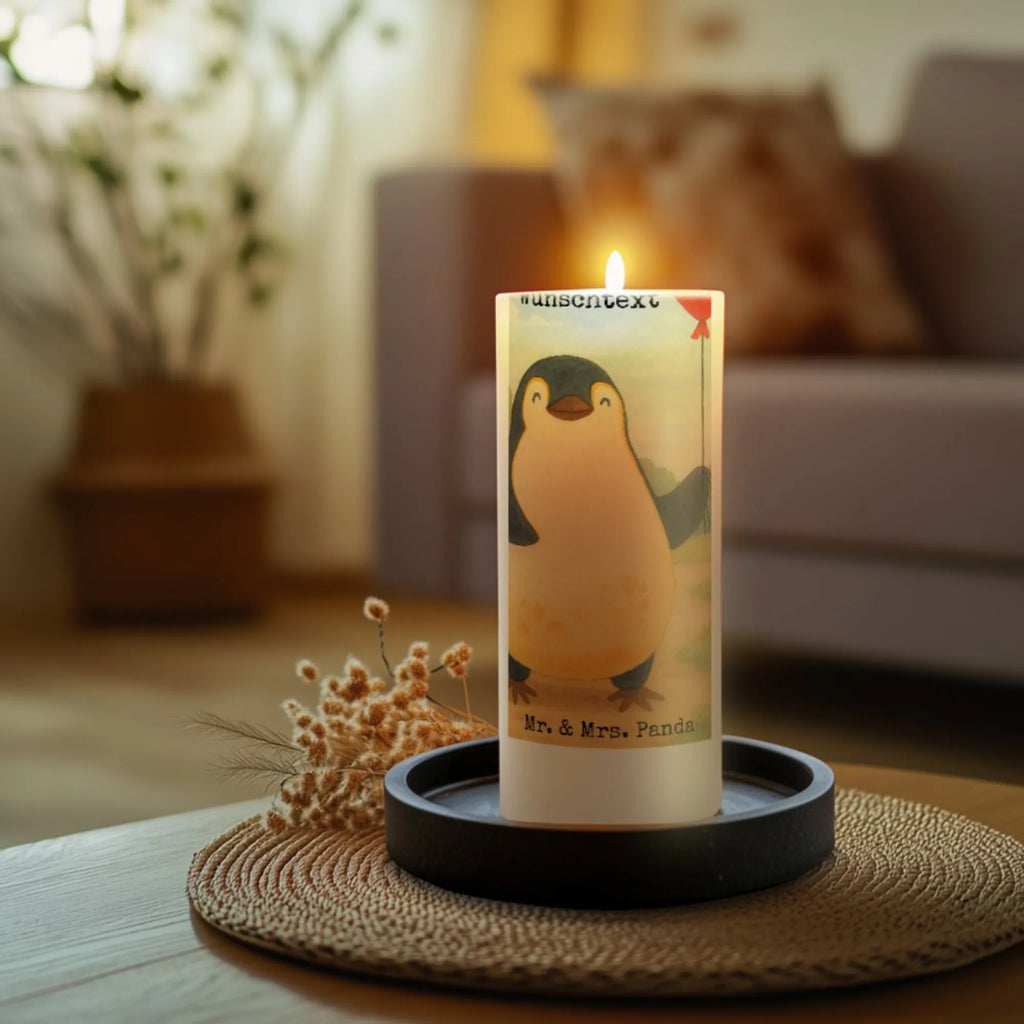 Personalisierte Kerze Pinguin Luftballon Design Metall-Kerze Mit Namensgravur, Tafelkerze Mit Wunschname, Adventskerze Mit Wunschname, Laternenkerze Mit Namensdruck, Osterkerze Mit Namen, Sojawachskerze Mit Namensdruck, Kerze Für Hochzeit Mit Namensgravur, Firmungskerze Mit Wunschname, Outdoor-Kerze Mit Namensgravur, LED-Kerze Mit Wunschname, Votivkerze Mit Wunschname, Gastgeschenk Kerze Mit Namen, Handgegossene Kerze Mit Namen, Blockkerze Mit Namensdruck, Schwimmkerze Mit Namen, Kerze Mit Prägung Und Wunschname, Tischkerze Mit Namensdruck, Andachtskerze Mit Namensgravur, Bio-Kerze Mit Wunschname, Personalisierte Kerze, Kerzen-Set Mit Namensgravur, Holz-Kerze Mit Namen, Taufekerze Mit Namensgravur, Kerze Mit Namen, Handgemachte Kerze Mit Wunschname, Glas-Kerze Mit Wunschname, Duftkerze Mit Namen, Streukerze Mit Namensdruck, Gedenkkerze Mit Namen, Gartenkerze Mit Namen, Fair-Trade-Kerze Mit Namensgravur, Grabkerze Mit Namensgravur, Stumpenkerze Mit Namensgravur, Weihnachtskerze Mit Namensgravur, Stearinkerze Mit Gravur, Kerze Mit Spruch Und Namen, Kerze Für Geburtstag Mit Wunschname, Stabkerze Mit Gravur, Teelicht Mit Namensdruck, Kommunionkerze Mit Namen, Bienenwachskerze Mit Wunschname, Trauerkerze Mit Namen, Pinguin, Motivation, Pinguine, beste Freundin, Neustart, Tagträume, Lebenslust, Geschenk Freundin, Liebe, Glück, neues Leben, Geschenkidee, Luftballon
