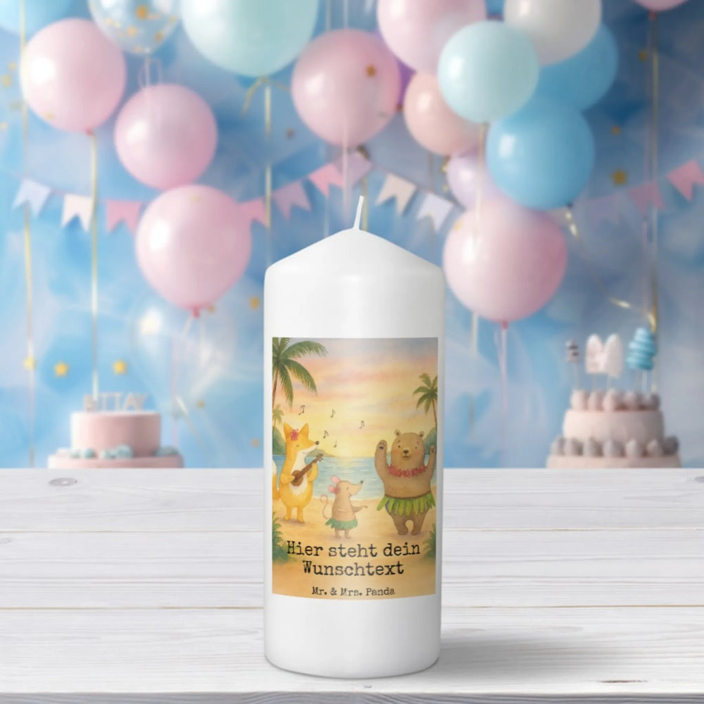 Personalisierte Kerze Waldtiere Aloha Design Streukerze Mit Namensdruck, Kerze Mit Namen, Outdoor-Kerze Mit Namensgravur, Personalisierte Kerze, Trauerkerze Mit Namen, Tafelkerze Mit Wunschname, Blockkerze Mit Namensdruck, Kommunionkerze Mit Namen, Schwimmkerze Mit Namen, Stearinkerze Mit Gravur, Laternenkerze Mit Namensdruck, Votivkerze Mit Wunschname, Grabkerze Mit Namensgravur, Fair-Trade-Kerze Mit Namensgravur, Kerze Für Hochzeit Mit Namensgravur, Holz-Kerze Mit Namen, Bienenwachskerze Mit Wunschname, Gedenkkerze Mit Namen, Gartenkerze Mit Namen, Metall-Kerze Mit Namensgravur, Kerzen-Set Mit Namensgravur, Taufekerze Mit Namensgravur, Kerze Mit Prägung Und Wunschname, Kerze Mit Spruch Und Namen, Adventskerze Mit Wunschname, Gastgeschenk Kerze Mit Namen, Teelicht Mit Namensdruck, Glas-Kerze Mit Wunschname, Handgegossene Kerze Mit Namen, Weihnachtskerze Mit Namensgravur, Stabkerze Mit Gravur, Firmungskerze Mit Wunschname, Kerze Für Geburtstag Mit Wunschname, Osterkerze Mit Namen, LED-Kerze Mit Wunschname, Duftkerze Mit Namen, Stumpenkerze Mit Namensgravur, Andachtskerze Mit Namensgravur, Sojawachskerze Mit Namensdruck, Handgemachte Kerze Mit Wunschname, Bio-Kerze Mit Wunschname, Tischkerze Mit Namensdruck, Tiermotive, Gute Laune, lustige Sprüche, Tiere, Lachen, Aloha, Tanzen, Igel, Wald, Waldtiere, Bär, Leben, Hase, Musik