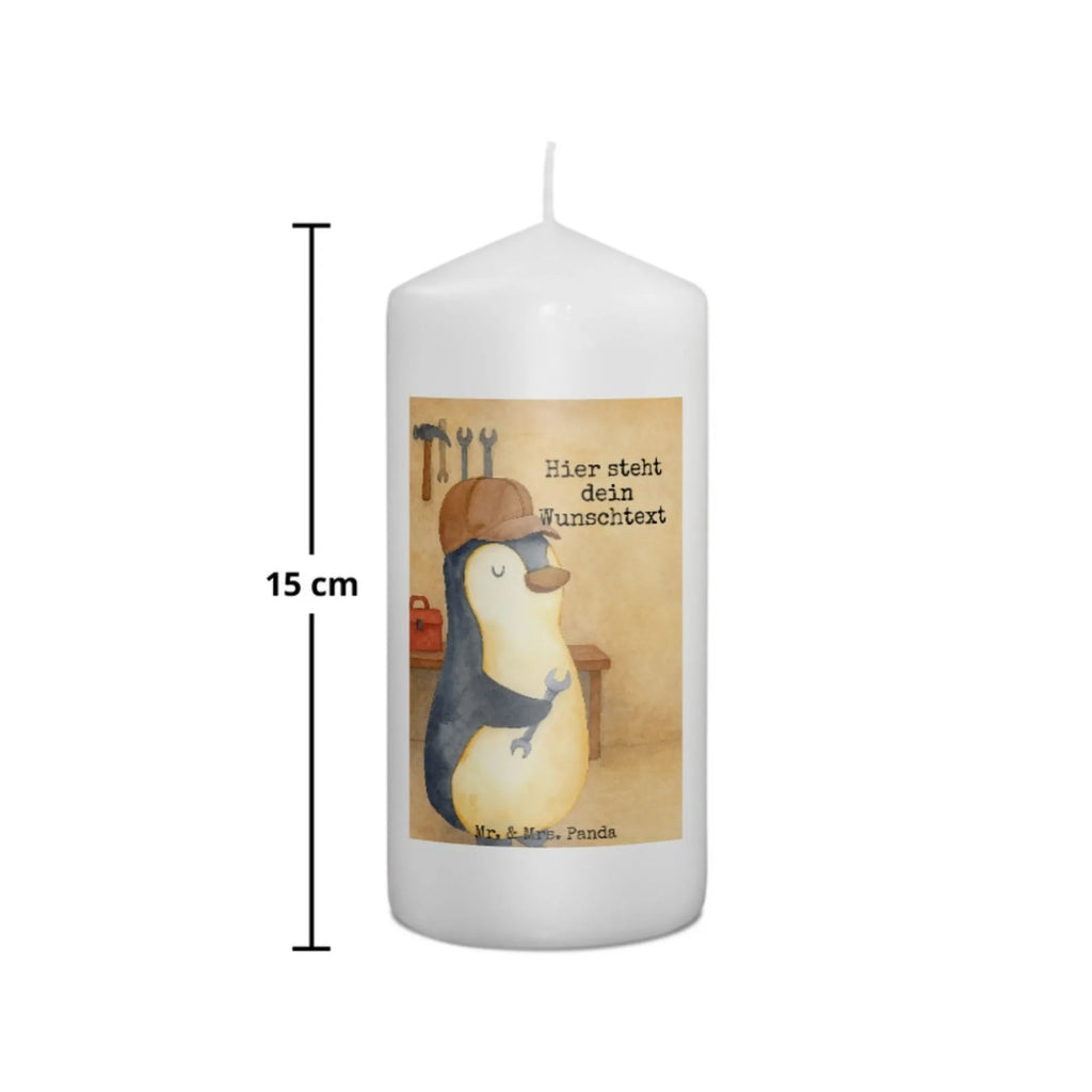 Personalisierte Kerze Wenn Papa es nicht reparieren kann, sind wir am Arsch Design LED-Kerze Mit Wunschname, Sojawachskerze Mit Namensdruck, Stearinkerze Mit Gravur, Outdoor-Kerze Mit Namensgravur, Weihnachtskerze Mit Namensgravur, Trauerkerze Mit Namen, Laternenkerze Mit Namensdruck, Holz-Kerze Mit Namen, Grabkerze Mit Namensgravur, Gedenkkerze Mit Namen, Handgegossene Kerze Mit Namen, Glas-Kerze Mit Wunschname, Blockkerze Mit Namensdruck, Kerze Mit Namen, Handgemachte Kerze Mit Wunschname, Duftkerze Mit Namen, Fair-Trade-Kerze Mit Namensgravur, Kerzen-Set Mit Namensgravur, Taufekerze Mit Namensgravur, Gastgeschenk Kerze Mit Namen, Tafelkerze Mit Wunschname, Gartenkerze Mit Namen, Andachtskerze Mit Namensgravur, Adventskerze Mit Wunschname, Kerze Mit Prägung Und Wunschname, Streukerze Mit Namensdruck, Schwimmkerze Mit Namen, Votivkerze Mit Wunschname, Stumpenkerze Mit Namensgravur, Bio-Kerze Mit Wunschname, Metall-Kerze Mit Namensgravur, Kerze Für Hochzeit Mit Namensgravur, Osterkerze Mit Namen, Teelicht Mit Namensdruck, Kommunionkerze Mit Namen, Personalisierte Kerze, Firmungskerze Mit Wunschname, Kerze Für Geburtstag Mit Wunschname, Kerze Mit Spruch Und Namen, Tischkerze Mit Namensdruck, Bienenwachskerze Mit Wunschname, Stabkerze Mit Gravur, Familie, Vatertag, Muttertag, Bruder, Schwester, Mama, Papa, Oma, Opa, Geschenk Papa, Bester Papa der Welt, Vater