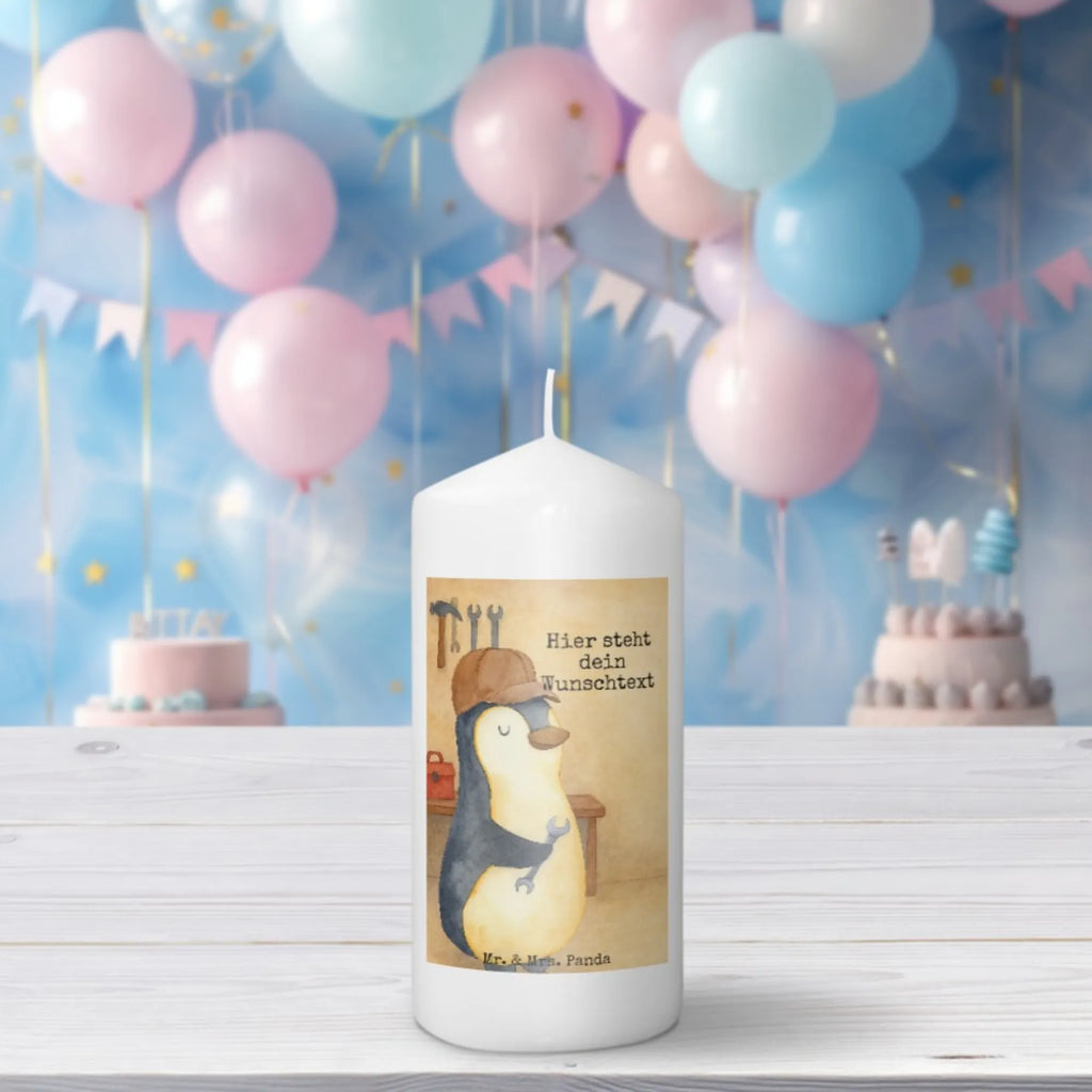 Personalisierte Kerze Wenn Papa es nicht reparieren kann, sind wir am Arsch Design LED-Kerze Mit Wunschname, Sojawachskerze Mit Namensdruck, Stearinkerze Mit Gravur, Outdoor-Kerze Mit Namensgravur, Weihnachtskerze Mit Namensgravur, Trauerkerze Mit Namen, Laternenkerze Mit Namensdruck, Holz-Kerze Mit Namen, Grabkerze Mit Namensgravur, Gedenkkerze Mit Namen, Handgegossene Kerze Mit Namen, Glas-Kerze Mit Wunschname, Blockkerze Mit Namensdruck, Kerze Mit Namen, Handgemachte Kerze Mit Wunschname, Duftkerze Mit Namen, Fair-Trade-Kerze Mit Namensgravur, Kerzen-Set Mit Namensgravur, Taufekerze Mit Namensgravur, Gastgeschenk Kerze Mit Namen, Tafelkerze Mit Wunschname, Gartenkerze Mit Namen, Andachtskerze Mit Namensgravur, Adventskerze Mit Wunschname, Kerze Mit Prägung Und Wunschname, Streukerze Mit Namensdruck, Schwimmkerze Mit Namen, Votivkerze Mit Wunschname, Stumpenkerze Mit Namensgravur, Bio-Kerze Mit Wunschname, Metall-Kerze Mit Namensgravur, Kerze Für Hochzeit Mit Namensgravur, Osterkerze Mit Namen, Teelicht Mit Namensdruck, Kommunionkerze Mit Namen, Personalisierte Kerze, Firmungskerze Mit Wunschname, Kerze Für Geburtstag Mit Wunschname, Kerze Mit Spruch Und Namen, Tischkerze Mit Namensdruck, Bienenwachskerze Mit Wunschname, Stabkerze Mit Gravur, Familie, Vatertag, Muttertag, Bruder, Schwester, Mama, Papa, Oma, Opa, Geschenk Papa, Bester Papa der Welt, Vater