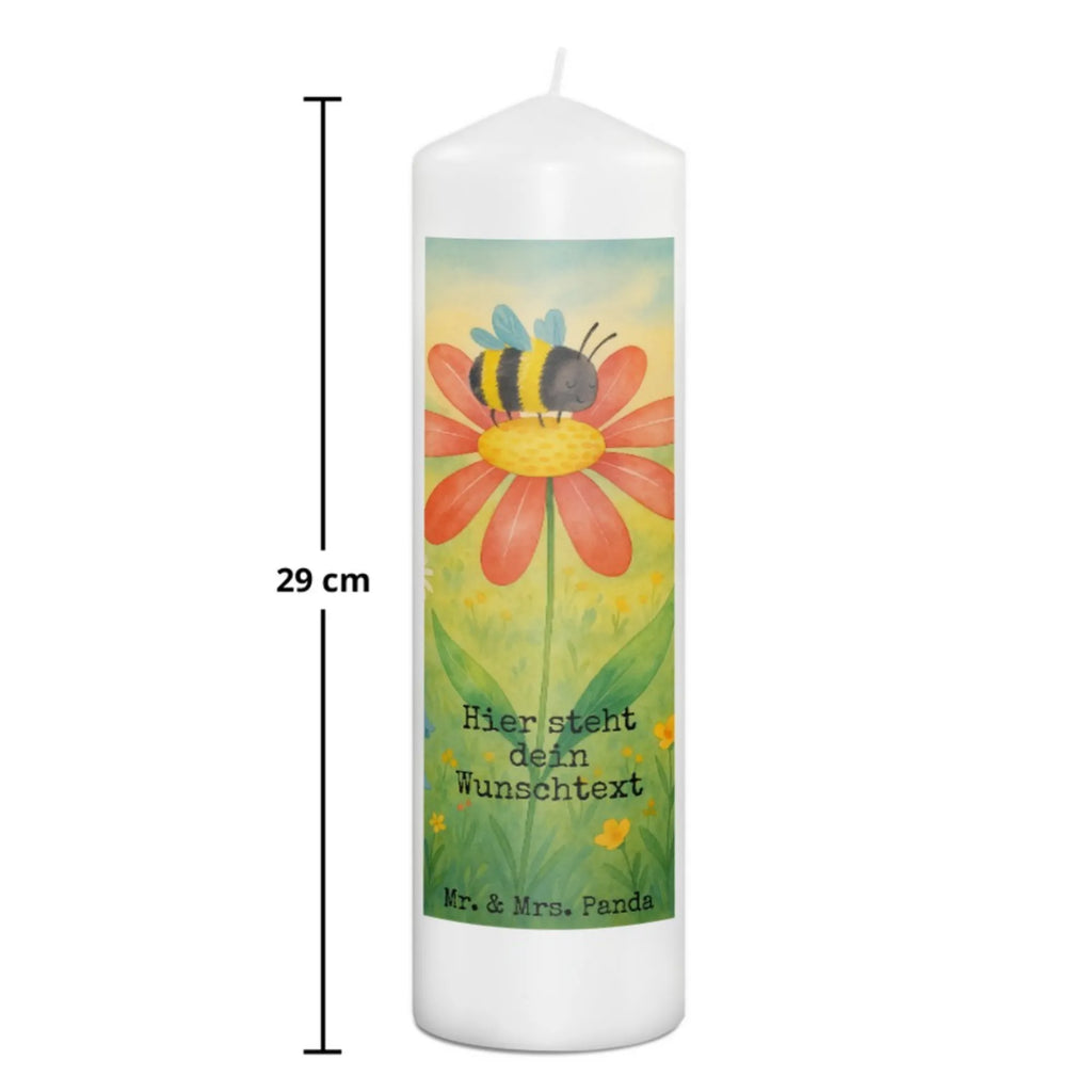 Personalisierte Kerze Hummel Blume Design Kerze Mit Namen, Kerze Für Hochzeit Mit Namensgravur, Fair-Trade-Kerze Mit Namensgravur, Blockkerze Mit Namensdruck, Outdoor-Kerze Mit Namensgravur, Gartenkerze Mit Namen, Duftkerze Mit Namen, Personalisierte Kerze, Tischkerze Mit Namensdruck, Glas-Kerze Mit Wunschname, Kommunionkerze Mit Namen, Trauerkerze Mit Namen, Kerze Mit Spruch Und Namen, Handgegossene Kerze Mit Namen, Streukerze Mit Namensdruck, Schwimmkerze Mit Namen, Adventskerze Mit Wunschname, Tafelkerze Mit Wunschname, Votivkerze Mit Wunschname, Grabkerze Mit Namensgravur, Kerze Mit Prägung Und Wunschname, Handgemachte Kerze Mit Wunschname, Taufekerze Mit Namensgravur, Stearinkerze Mit Gravur, Firmungskerze Mit Wunschname, Weihnachtskerze Mit Namensgravur, Sojawachskerze Mit Namensdruck, Holz-Kerze Mit Namen, Gastgeschenk Kerze Mit Namen, Bio-Kerze Mit Wunschname, Andachtskerze Mit Namensgravur, Kerze Für Geburtstag Mit Wunschname, LED-Kerze Mit Wunschname, Bienenwachskerze Mit Wunschname, Stumpenkerze Mit Namensgravur, Gedenkkerze Mit Namen, Osterkerze Mit Namen, Teelicht Mit Namensdruck, Stabkerze Mit Gravur, Kerzen-Set Mit Namensgravur, Metall-Kerze Mit Namensgravur, Laternenkerze Mit Namensdruck, Tiermotive, Gute Laune, lustige Sprüche, Tiere, Natur, Hummeln, Feld, Hummel, Blume, Wespe, Biene, Flauschig