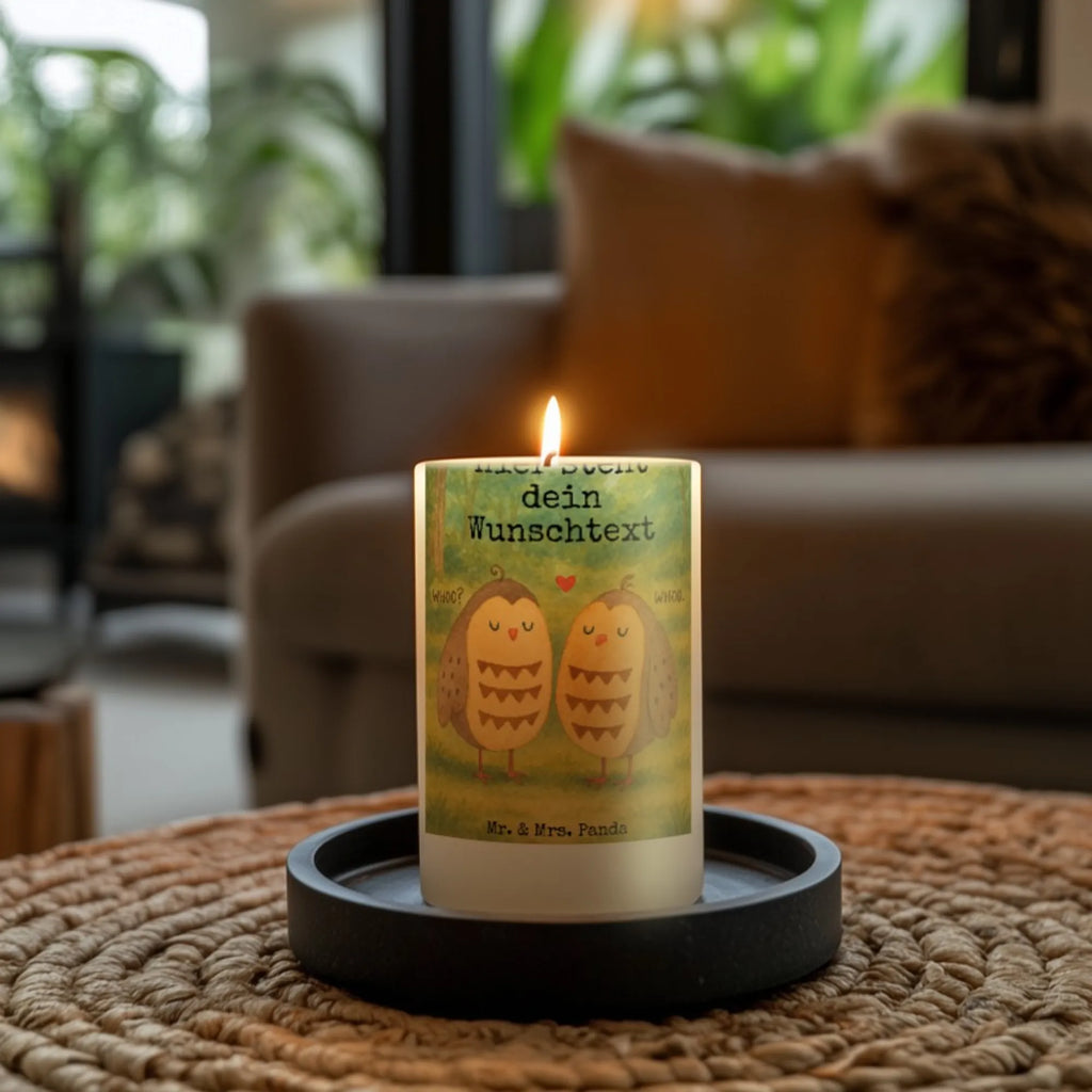 Personalisierte Kerze Eulen Liebe Design Handgegossene Kerze Mit Namen, Outdoor-Kerze Mit Namensgravur, Kerze Mit Prägung Und Wunschname, Bio-Kerze Mit Wunschname, Stabkerze Mit Gravur, Holz-Kerze Mit Namen, Kerze Für Hochzeit Mit Namensgravur, Glas-Kerze Mit Wunschname, Andachtskerze Mit Namensgravur, Kerze Mit Namen, Stearinkerze Mit Gravur, Blockkerze Mit Namensdruck, Tischkerze Mit Namensdruck, Metall-Kerze Mit Namensgravur, Tafelkerze Mit Wunschname, Sojawachskerze Mit Namensdruck, Duftkerze Mit Namen, Osterkerze Mit Namen, Kommunionkerze Mit Namen, Grabkerze Mit Namensgravur, Laternenkerze Mit Namensdruck, Kerzen-Set Mit Namensgravur, Personalisierte Kerze, Trauerkerze Mit Namen, Adventskerze Mit Wunschname, Handgemachte Kerze Mit Wunschname, Taufekerze Mit Namensgravur, Kerze Mit Spruch Und Namen, Stumpenkerze Mit Namensgravur, Firmungskerze Mit Wunschname, Weihnachtskerze Mit Namensgravur, Bienenwachskerze Mit Wunschname, Fair-Trade-Kerze Mit Namensgravur, Gartenkerze Mit Namen, Gastgeschenk Kerze Mit Namen, Streukerze Mit Namensdruck, Schwimmkerze Mit Namen, Gedenkkerze Mit Namen, Votivkerze Mit Wunschname, LED-Kerze Mit Wunschname, Teelicht Mit Namensdruck, Kerze Für Geburtstag Mit Wunschname, Eule, Owl, Wortspiel lustig, Liebe, Liebe Spruch, All you need is love, Eule Deko, Freund, Hochzeit Spruch, Freundin Geschenk