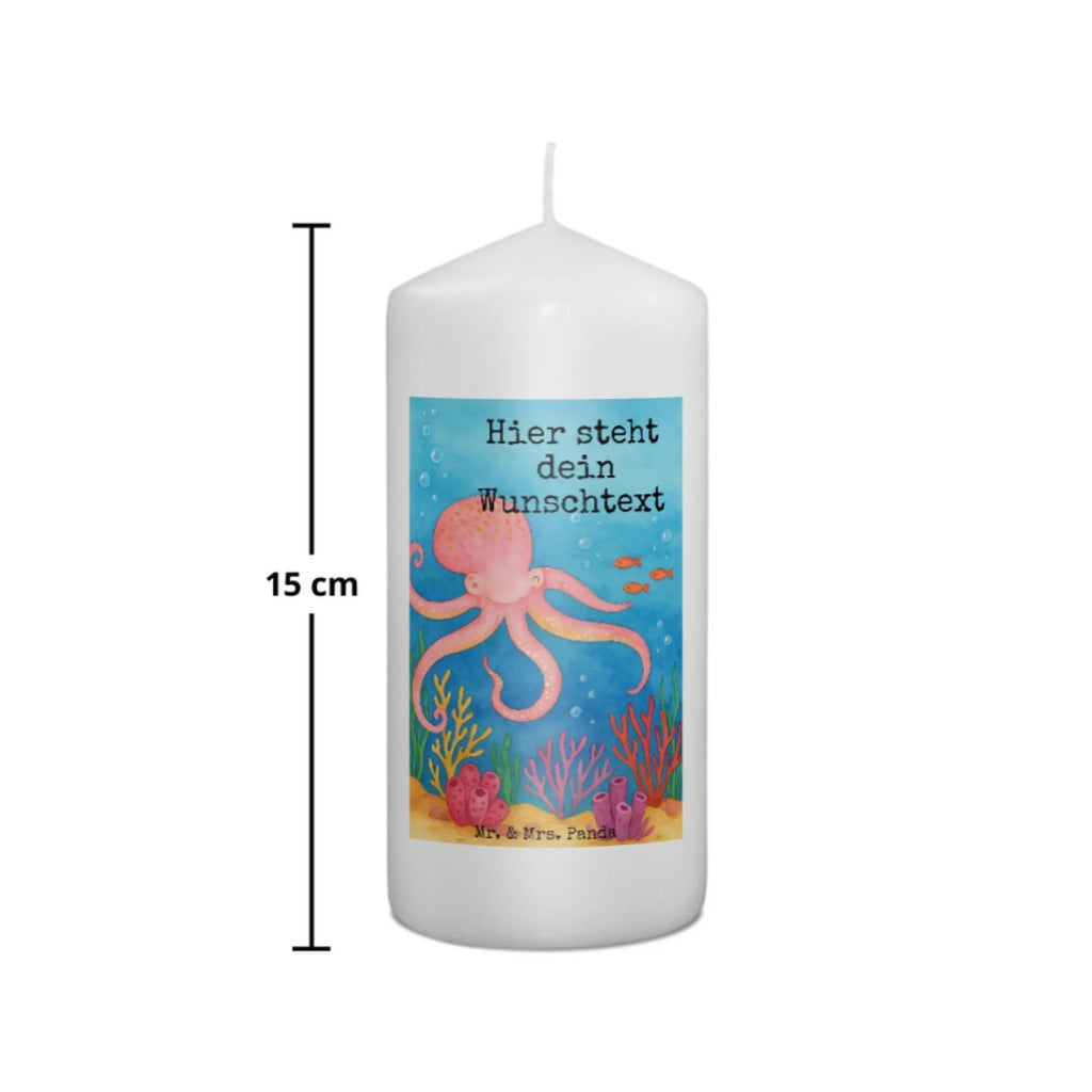 Personalisierte Kerze Tintenfisch Design Gartenkerze Mit Namen, Duftkerze Mit Namen, LED-Kerze Mit Wunschname, Kerze Für Hochzeit Mit Namensgravur, Stabkerze Mit Gravur, Adventskerze Mit Wunschname, Holz-Kerze Mit Namen, Bienenwachskerze Mit Wunschname, Handgegossene Kerze Mit Namen, Bio-Kerze Mit Wunschname, Kerze Für Geburtstag Mit Wunschname, Blockkerze Mit Namensdruck, Teelicht Mit Namensdruck, Personalisierte Kerze, Kerze Mit Spruch Und Namen, Kommunionkerze Mit Namen, Gedenkkerze Mit Namen, Osterkerze Mit Namen, Firmungskerze Mit Wunschname, Andachtskerze Mit Namensgravur, Streukerze Mit Namensdruck, Stearinkerze Mit Gravur, Kerze Mit Namen, Tischkerze Mit Namensdruck, Grabkerze Mit Namensgravur, Laternenkerze Mit Namensdruck, Metall-Kerze Mit Namensgravur, Glas-Kerze Mit Wunschname, Schwimmkerze Mit Namen, Weihnachtskerze Mit Namensgravur, Taufekerze Mit Namensgravur, Trauerkerze Mit Namen, Votivkerze Mit Wunschname, Outdoor-Kerze Mit Namensgravur, Tafelkerze Mit Wunschname, Kerzen-Set Mit Namensgravur, Gastgeschenk Kerze Mit Namen, Sojawachskerze Mit Namensdruck, Fair-Trade-Kerze Mit Namensgravur, Kerze Mit Prägung Und Wunschname, Stumpenkerze Mit Namensgravur, Handgemachte Kerze Mit Wunschname, Tiermotive, Gute Laune, lustige Sprüche, Tiere, Wasser, Ozean, Meerestier, Krake, Tintenfisch, Meer, Arme