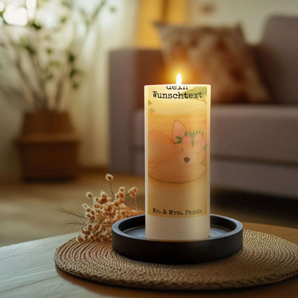 Personalisierte Kerze Wüstenfuchs Blumen Design Gastgeschenk Kerze Mit Namen, Kerze Mit Namen, Sojawachskerze Mit Namensdruck, Holz-Kerze Mit Namen, Personalisierte Kerze, Kommunionkerze Mit Namen, Bio-Kerze Mit Wunschname, Kerze Mit Spruch Und Namen, Trauerkerze Mit Namen, Kerzen-Set Mit Namensgravur, Taufekerze Mit Namensgravur, LED-Kerze Mit Wunschname, Handgemachte Kerze Mit Wunschname, Bienenwachskerze Mit Wunschname, Fair-Trade-Kerze Mit Namensgravur, Laternenkerze Mit Namensdruck, Metall-Kerze Mit Namensgravur, Votivkerze Mit Wunschname, Duftkerze Mit Namen, Tischkerze Mit Namensdruck, Kerze Für Hochzeit Mit Namensgravur, Adventskerze Mit Wunschname, Stearinkerze Mit Gravur, Weihnachtskerze Mit Namensgravur, Streukerze Mit Namensdruck, Stumpenkerze Mit Namensgravur, Tafelkerze Mit Wunschname, Gedenkkerze Mit Namen, Glas-Kerze Mit Wunschname, Handgegossene Kerze Mit Namen, Kerze Mit Prägung Und Wunschname, Grabkerze Mit Namensgravur, Teelicht Mit Namensdruck, Outdoor-Kerze Mit Namensgravur, Stabkerze Mit Gravur, Blockkerze Mit Namensdruck, Kerze Für Geburtstag Mit Wunschname, Andachtskerze Mit Namensgravur, Firmungskerze Mit Wunschname, Schwimmkerze Mit Namen, Gartenkerze Mit Namen, Osterkerze Mit Namen, Afrika, Wildtiere, Blumen, Blumenkranz, Wüste, Wüstenfuchs, Glücklich