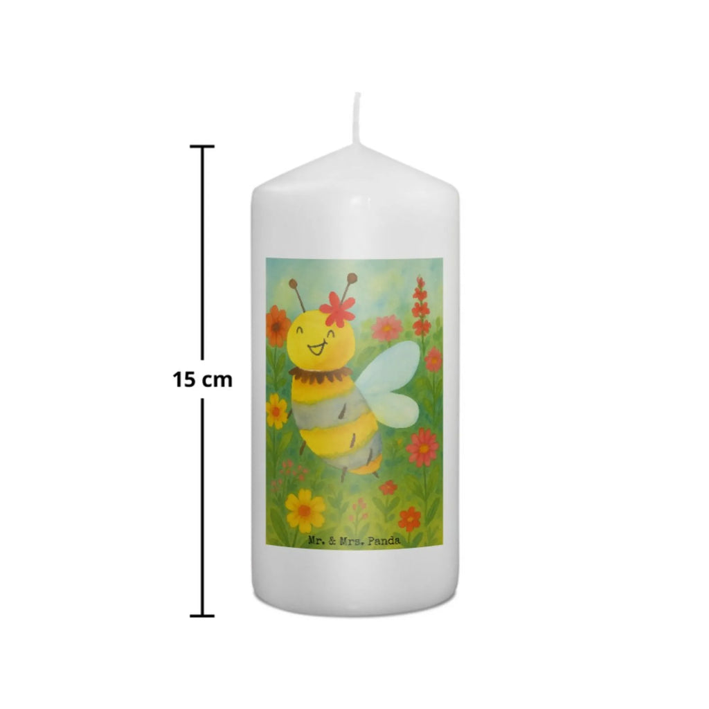 Kerze Biene Blume Design Tafelkerze, Kerze Als Gastgeschenk, Votivkerze, Metall-Kerze, Stumpenkerze, Sojawachskerze, Tischkerze, Trauerkerze, Glas-Kerze, Kerze Für Firmung, Dinnerkerze, Fair-Trade-Kerze, Kerze Mit Gravur, Handgegossene Kerze, Grablicht, Stabkerze, Kerze Ohne Duft, Stumpenkerzen-Set, Gartenkerze, Dinnerkerzenpaar, Kerze Für Ostern, Kerze Für Geburtstag, Teelicht, Streukerze, Kerze Mit Motiv, Kerze Für Weihnachten, Kerze Mit Duft, Kerze Für Kommunion, Andachtskerze, Laternenkerze, Stearin­kerze, Kerze Für Taufe, Gedenkkerze, Bio-Kerze, Kerze Mit Spruch, Blockkerze, Kerze Mit Prägung, Grabkerze, Duftkerze, Kerze, Kerze Für Hochzeit, Outdoor-Kerze, Handgemachte Kerze, Kerze Für Advent, Kerze Mit Fotoeinleger, Kerze Mit Namensgravur, Biene, Wespe, Hummel