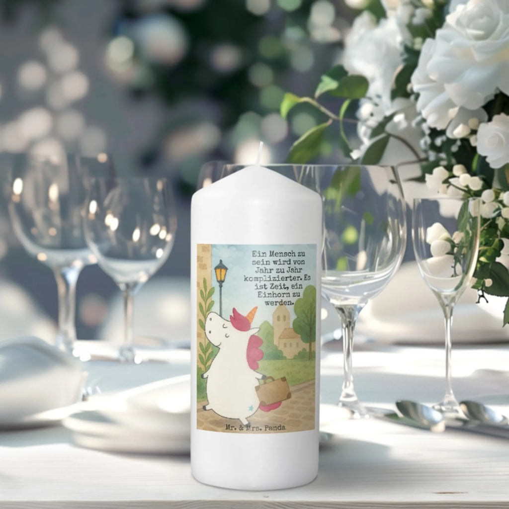 Kerze Einhorn Koffer Design Bio-Kerze, Sojawachskerze, Gedenkkerze, Handgemachte Kerze, Blockkerze, Kerze Mit Fotoeinleger, Kerze Für Advent, Kerze Für Hochzeit, Gartenkerze, Metall-Kerze, Kerze Ohne Duft, Dinnerkerze, Votivkerze, Grabkerze, Dinnerkerzenpaar, Kerze Mit Duft, Kerze Für Taufe, Kerze Mit Spruch, Kerze Mit Prägung, Kerze Für Kommunion, Kerze Mit Motiv, Duftkerze, Glas-Kerze, Grablicht, Fair-Trade-Kerze, Stumpenkerzen-Set, Kerze, Kerze Mit Gravur, Stabkerze, Laternenkerze, Stumpenkerze, Stearin­kerze, Tafelkerze, Kerze Mit Namensgravur, Teelicht, Tischkerze, Andachtskerze, Kerze Für Weihnachten, Streukerze, Kerze Für Geburtstag, Kerze Für Ostern, Outdoor-Kerze, Trauerkerze, Handgegossene Kerze, Kerze Als Gastgeschenk, Kerze Für Firmung, Einhorn, Einhörner, Einhorn Deko, Unicorn, albern, Koffer, lustig, unicorn, Gepäck, Reise, Erwachsen, Kind, Verreisen, Abenteuer, Spaß, witzig