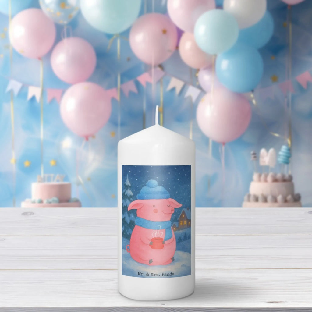 Kerze Schwein Glühwein Design Gedenkkerze, Kerze Für Geburtstag, Blockkerze, Kerze, Sojawachskerze, Kerze Mit Fotoeinleger, Duftkerze, Andachtskerze, Stabkerze, Grablicht, Kerze Mit Spruch, Kerze Für Ostern, Kerze Mit Prägung, Glas-Kerze, Kerze Für Taufe, Kerze Für Firmung, Laternenkerze, Gartenkerze, Handgegossene Kerze, Tafelkerze, Kerze Für Hochzeit, Outdoor-Kerze, Trauerkerze, Stumpenkerzen-Set, Kerze Mit Gravur, Kerze Mit Motiv, Grabkerze, Fair-Trade-Kerze, Dinnerkerze, Tischkerze, Stumpenkerze, Kerze Ohne Duft, Stearin­kerze, Streukerze, Metall-Kerze, Kerze Für Advent, Votivkerze, Kerze Als Gastgeschenk, Kerze Für Kommunion, Teelicht, Kerze Für Weihnachten, Handgemachte Kerze, Kerze Mit Duft, Kerze Mit Namensgravur, Bio-Kerze, Dinnerkerzenpaar, Winter, Weihnachten, Weihnachtsdeko, Nikolaus, Advent, Heiligabend, Wintermotiv, Glühschwein, Weihnachtsmarkt, Punsch, Glühwein