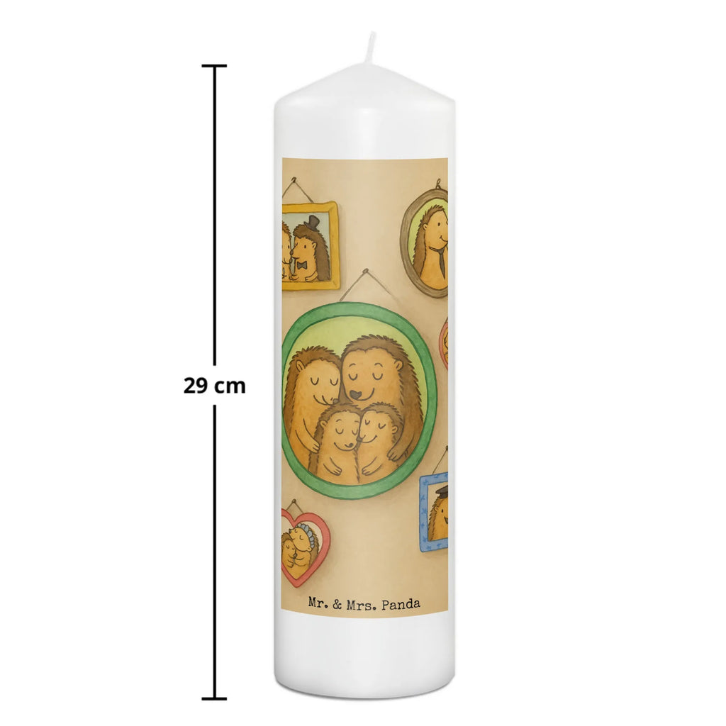Kerze Igel Familie Design Kerze Mit Namensgravur, Kerze Ohne Duft, Kerze Mit Duft, Stumpenkerze, Votivkerze, Metall-Kerze, Teelicht, Tischkerze, Tafelkerze, Kerze Mit Fotoeinleger, Kerze Mit Spruch, Bio-Kerze, Handgegossene Kerze, Kerze Für Firmung, Dinnerkerzenpaar, Andachtskerze, Grabkerze, Gartenkerze, Glas-Kerze, Kerze Für Weihnachten, Kerze Für Ostern, Kerze Für Advent, Stumpenkerzen-Set, Blockkerze, Streukerze, Kerze Mit Motiv, Kerze Mit Prägung, Outdoor-Kerze, Kerze Für Kommunion, Kerze Mit Gravur, Kerze Für Geburtstag, Fair-Trade-Kerze, Kerze Für Hochzeit, Laternenkerze, Stabkerze, Sojawachskerze, Duftkerze, Handgemachte Kerze, Kerze, Trauerkerze, Kerze Für Taufe, Stearin­kerze, Kerze Als Gastgeschenk, Grablicht, Dinnerkerze, Gedenkkerze, Familie, Vatertag, Muttertag, Bruder, Schwester, Mama, Papa, Oma, Opa, Zusammenhalt, Bilder, Glück, Igel, Liebe