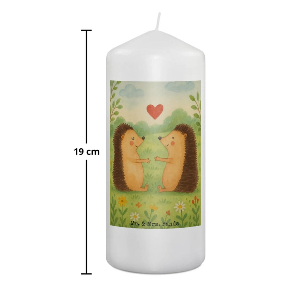Kerze Igel Liebe Design Tafelkerze, Duftkerze, Kerze, Kerze Mit Prägung, Stumpenkerze, Blockkerze, Handgegossene Kerze, Metall-Kerze, Bio-Kerze, Laternenkerze, Kerze Mit Motiv, Kerze Für Firmung, Kerze Für Geburtstag, Stabkerze, Kerze Für Kommunion, Glas-Kerze, Dinnerkerze, Kerze Für Ostern, Stumpenkerzen-Set, Teelicht, Fair-Trade-Kerze, Kerze Ohne Duft, Grabkerze, Votivkerze, Kerze Für Hochzeit, Trauerkerze, Kerze Als Gastgeschenk, Grablicht, Kerze Für Taufe, Kerze Mit Namensgravur, Gedenkkerze, Kerze Mit Gravur, Kerze Mit Spruch, Tischkerze, Streukerze, Andachtskerze, Kerze Für Weihnachten, Dinnerkerzenpaar, Kerze Mit Fotoeinleger, Kerze Mit Duft, Handgemachte Kerze, Stearin­kerze, Outdoor-Kerze, Sojawachskerze, Kerze Für Advent, Gartenkerze, Liebe, Partner, Freund, Freundin, Ehemann, Ehefrau, Heiraten, Verlobung, Heiratsantrag, Liebesgeschenk, Jahrestag, Hocheitstag, Verheiratet, Hochzeitstag, Verliebt, Verlobt, Geschenk, Liebesbeweis, Hochzeit, Igel