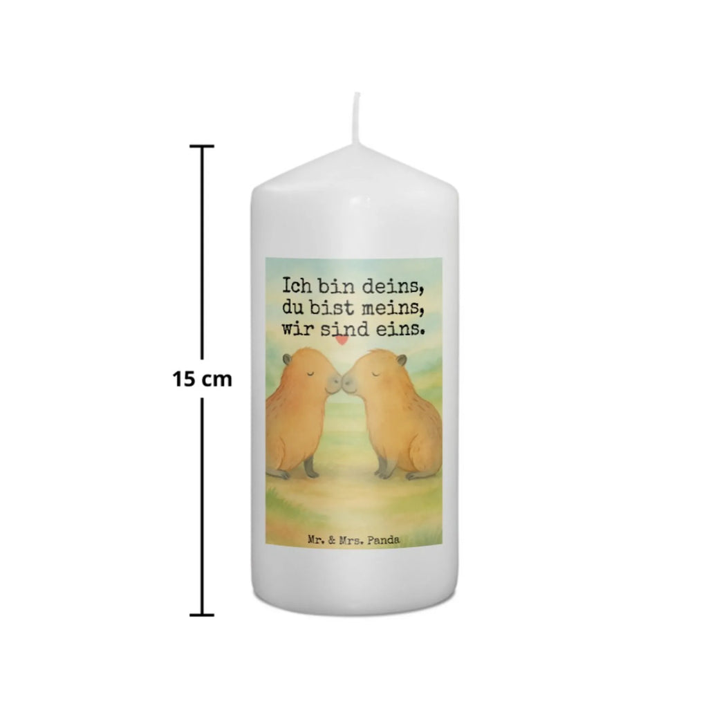 Kerze Capybara Liebe Design Metall-Kerze, Kerze Für Weihnachten, Fair-Trade-Kerze, Dinnerkerzenpaar, Grablicht, Stumpenkerzen-Set, Kerze Für Geburtstag, Andachtskerze, Duftkerze, Grabkerze, Kerze Mit Prägung, Kerze Für Kommunion, Kerze Für Hochzeit, Kerze Ohne Duft, Gartenkerze, Kerze Für Firmung, Handgegossene Kerze, Stearin­kerze, Sojawachskerze, Tafelkerze, Blockkerze, Kerze Für Advent, Trauerkerze, Streukerze, Dinnerkerze, Stumpenkerze, Outdoor-Kerze, Kerze Mit Motiv, Kerze Mit Spruch, Votivkerze, Kerze Mit Gravur, Laternenkerze, Teelicht, Kerze Als Gastgeschenk, Handgemachte Kerze, Gedenkkerze, Kerze Für Ostern, Kerze Mit Namensgravur, Kerze Für Taufe, Bio-Kerze, Glas-Kerze, Kerze Mit Fotoeinleger, Tischkerze, Kerze, Kerze Mit Duft, Stabkerze, Tiermotive, Gute Laune, lustige Sprüche, Tiere, Ich bin deins, Handgezeichnet, Geschenkidee, Paar, verliebt, Valentinstag, Partnertiere, Kuschel Capybaras, Liebe, Liebesspruch, Verschmolzen, Liebesbeweis, Du bist meins, Herzlich, Romantisches Geschenk, Ehejubiläum, Jahrestag, Capybara, Beziehung, Tierliebe