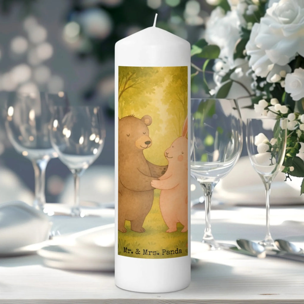 Kerze Bär und Hase Umarmen Design Kerze Mit Prägung, Handgegossene Kerze, Grabkerze, Tischkerze, Kerze Mit Spruch, Dinnerkerzenpaar, Streukerze, Kerze, Kerze Für Hochzeit, Votivkerze, Teelicht, Metall-Kerze, Grablicht, Duftkerze, Kerze Für Advent, Kerze Mit Fotoeinleger, Fair-Trade-Kerze, Kerze Für Firmung, Outdoor-Kerze, Tafelkerze, Gartenkerze, Laternenkerze, Kerze Mit Gravur, Stumpenkerzen-Set, Blockkerze, Kerze Mit Namensgravur, Kerze Für Ostern, Stabkerze, Dinnerkerze, Kerze Für Taufe, Kerze Als Gastgeschenk, Kerze Ohne Duft, Stearin­kerze, Sojawachskerze, Glas-Kerze, Andachtskerze, Handgemachte Kerze, Kerze Mit Motiv, Bio-Kerze, Kerze Mit Duft, Trauerkerze, Stumpenkerze, Kerze Für Kommunion, Kerze Für Geburtstag, Kerze Für Weihnachten, Gedenkkerze, Liebe, Partner, Freund, Freundin, Ehemann, Ehefrau, Heiraten, Verlobung, Heiratsantrag, Liebesgeschenk, Jahrestag, Hocheitstag, best friends, Freunde, Hase, Bär, Bärchen, bester Freund