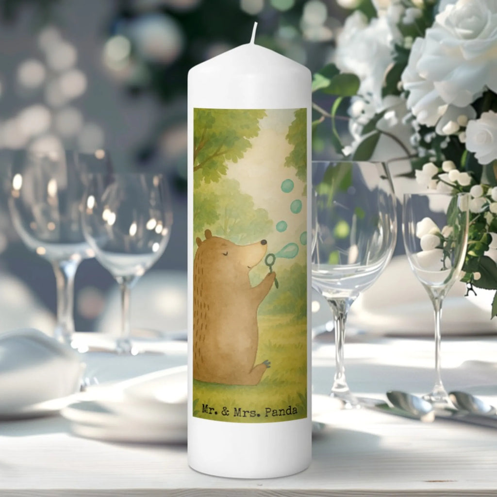 Kerze Bär Seifenblasen Design Tafelkerze, Handgegossene Kerze, Handgemachte Kerze, Kerze Mit Prägung, Blockkerze, Andachtskerze, Trauerkerze, Kerze Für Hochzeit, Kerze Für Taufe, Kerze Mit Namensgravur, Grabkerze, Kerze Mit Motiv, Kerze Mit Duft, Kerze Für Ostern, Metall-Kerze, Kerze Mit Spruch, Grablicht, Stumpenkerze, Fair-Trade-Kerze, Kerze Für Weihnachten, Kerze Ohne Duft, Kerze Mit Gravur, Kerze Für Kommunion, Stabkerze, Laternenkerze, Votivkerze, Kerze, Teelicht, Glas-Kerze, Kerze Für Advent, Gartenkerze, Kerze Für Geburtstag, Tischkerze, Kerze Mit Fotoeinleger, Stumpenkerzen-Set, Kerze Für Firmung, Sojawachskerze, Outdoor-Kerze, Gedenkkerze, Dinnerkerzenpaar, Stearin­kerze, Dinnerkerze, Duftkerze, Kerze Als Gastgeschenk, Streukerze, Bio-Kerze, Bär, Teddy, Teddybär, Seifenblasen Bär Lustig Sein Glücklich Traurig Happy