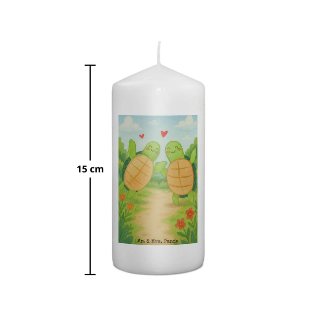 Kerze Schildkröten Paar Design Kerze Als Gastgeschenk, Kerze Für Advent, Dinnerkerze, Votivkerze, Fair-Trade-Kerze, Handgegossene Kerze, Trauerkerze, Kerze Für Weihnachten, Gedenkkerze, Streukerze, Stabkerze, Grablicht, Kerze Für Firmung, Kerze Für Hochzeit, Kerze Mit Namensgravur, Stumpenkerze, Gartenkerze, Duftkerze, Kerze Mit Motiv, Andachtskerze, Blockkerze, Kerze Für Kommunion, Glas-Kerze, Kerze, Kerze Mit Duft, Sojawachskerze, Handgemachte Kerze, Teelicht, Tafelkerze, Metall-Kerze, Bio-Kerze, Kerze Für Taufe, Kerze Ohne Duft, Laternenkerze, Outdoor-Kerze, Tischkerze, Kerze Mit Gravur, Kerze Für Ostern, Stumpenkerzen-Set, Kerze Für Geburtstag, Grabkerze, Kerze Mit Spruch, Stearin­kerze, Kerze Mit Prägung, Kerze Mit Fotoeinleger, Dinnerkerzenpaar, Liebe, Partner, Freund, Freundin, Ehemann, Ehefrau, Heiraten, Verlobung, Heiratsantrag, Liebesgeschenk, Jahrestag, Hocheitstag, Geschenk für Frauen, Liebesbeweis, für Ehemann, für Männer, Valentinstag, Mitbringsel, Hochzeitstag, Geschenk für Freundin, Geschenk für Partner
