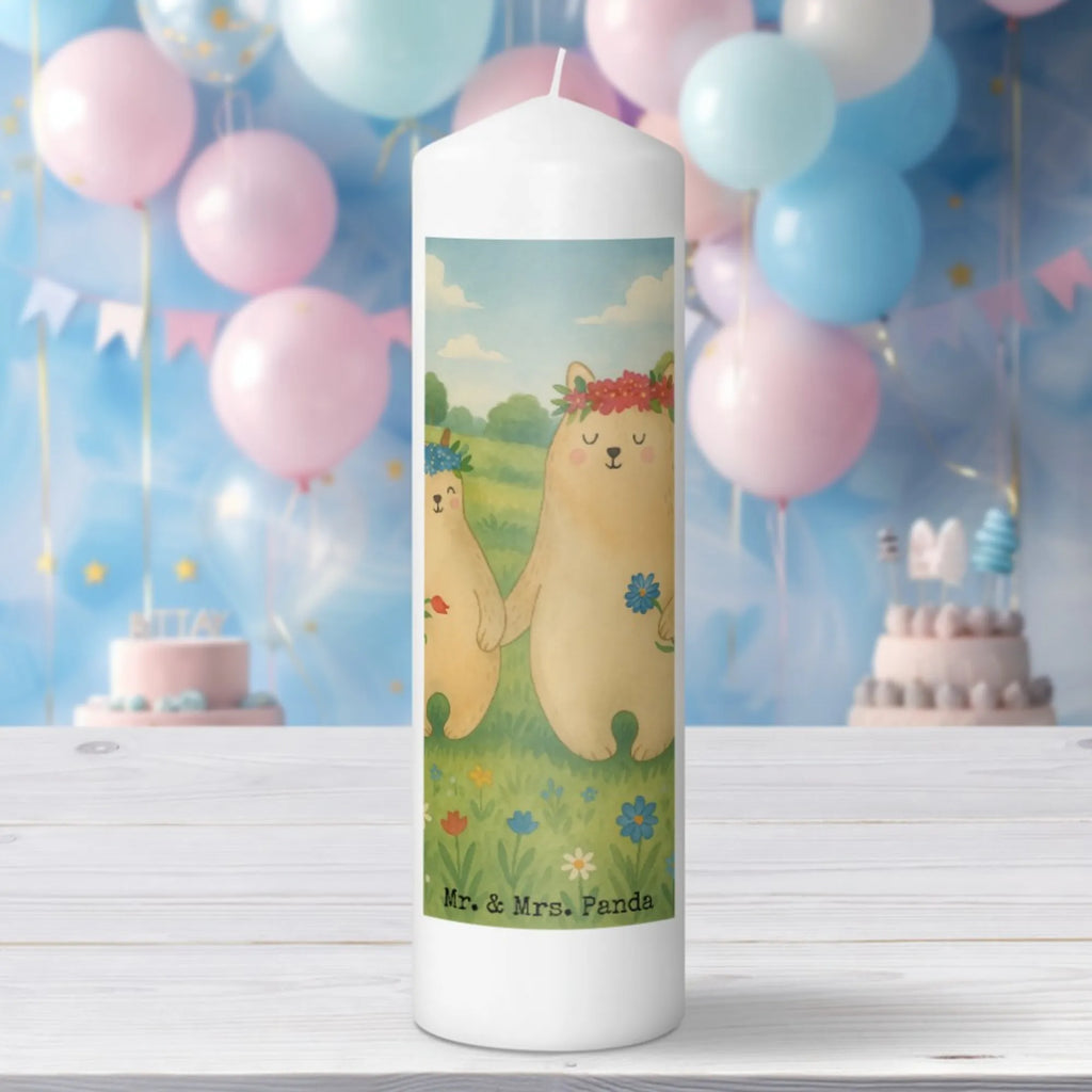 Kerze Bären mit Blumenkranz Design Fair-Trade-Kerze, Gartenkerze, Sojawachskerze, Kerze, Andachtskerze, Dinnerkerzenpaar, Kerze Für Ostern, Dinnerkerze, Votivkerze, Glas-Kerze, Kerze Für Advent, Laternenkerze, Kerze Mit Fotoeinleger, Tafelkerze, Kerze Ohne Duft, Duftkerze, Handgemachte Kerze, Handgegossene Kerze, Stabkerze, Stearin­kerze, Grabkerze, Grablicht, Bio-Kerze, Outdoor-Kerze, Metall-Kerze, Blockkerze, Kerze Mit Motiv, Gedenkkerze, Tischkerze, Kerze Für Taufe, Kerze Als Gastgeschenk, Streukerze, Kerze Mit Gravur, Kerze Mit Namensgravur, Teelicht, Kerze Mit Spruch, Kerze Für Firmung, Kerze Für Geburtstag, Kerze Mit Duft, Stumpenkerzen-Set, Kerze Für Weihnachten, Kerze Für Hochzeit, Stumpenkerze, Kerze Für Kommunion, Trauerkerze, Kerze Mit Prägung, Familie, Vatertag, Muttertag, Bruder, Schwester, Mama, Papa, Oma, Opa, Bären, Kind, Family, Geschenk Mama. Muttertag, Mutti, Mami, beste Mutter, Lieblingsmensch, Töchter, weltbeste Mama, Lieblingsmama, Kinder, Vorbild, Bär, Mutter, Tochter