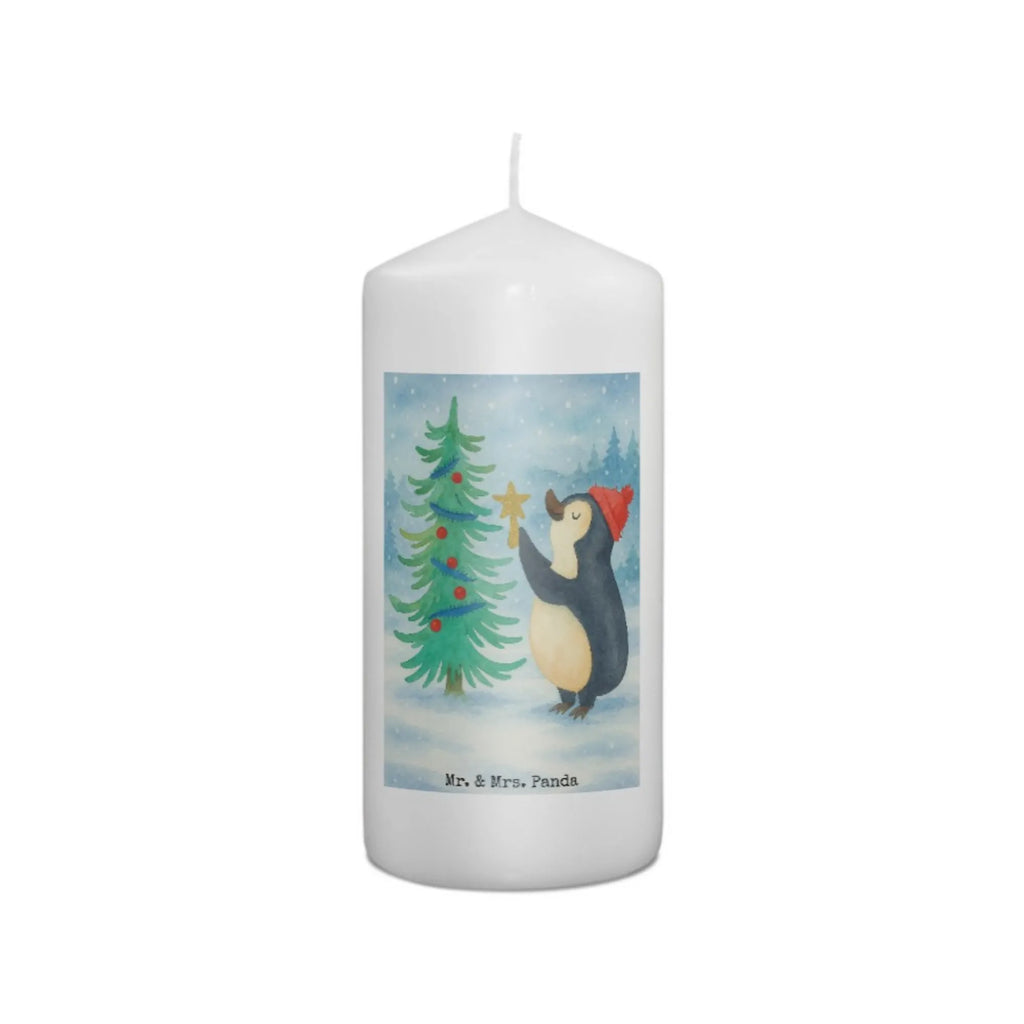 Kerze Pinguin Weihnachtsbaum Design Kerze Mit Namensgravur, Stabkerze, Votivkerze, Laternenkerze, Trauerkerze, Stumpenkerze, Duftkerze, Kerze Für Kommunion, Kerze Für Advent, Kerze Für Geburtstag, Fair-Trade-Kerze, Bio-Kerze, Kerze Mit Motiv, Kerze Mit Spruch, Kerze Als Gastgeschenk, Blockkerze, Handgemachte Kerze, Stumpenkerzen-Set, Kerze Ohne Duft, Metall-Kerze, Glas-Kerze, Tafelkerze, Andachtskerze, Kerze, Kerze Für Firmung, Kerze Mit Duft, Kerze Für Taufe, Grabkerze, Outdoor-Kerze, Gedenkkerze, Kerze Mit Fotoeinleger, Teelicht, Grablicht, Gartenkerze, Kerze Mit Prägung, Dinnerkerzenpaar, Tischkerze, Kerze Für Weihnachten, Handgegossene Kerze, Dinnerkerze, Kerze Für Ostern, Kerze Mit Gravur, Stearin­kerze, Streukerze, Sojawachskerze, Kerze Für Hochzeit, Winter, Weihnachten, Weihnachtsdeko, Nikolaus, Advent, Heiligabend, Wintermotiv, Pinguin