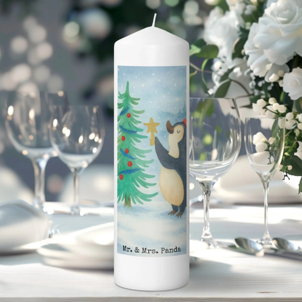 Kerze Pinguin Weihnachtsbaum Design Kerze Mit Namensgravur, Stabkerze, Votivkerze, Laternenkerze, Trauerkerze, Stumpenkerze, Duftkerze, Kerze Für Kommunion, Kerze Für Advent, Kerze Für Geburtstag, Fair-Trade-Kerze, Bio-Kerze, Kerze Mit Motiv, Kerze Mit Spruch, Kerze Als Gastgeschenk, Blockkerze, Handgemachte Kerze, Stumpenkerzen-Set, Kerze Ohne Duft, Metall-Kerze, Glas-Kerze, Tafelkerze, Andachtskerze, Kerze, Kerze Für Firmung, Kerze Mit Duft, Kerze Für Taufe, Grabkerze, Outdoor-Kerze, Gedenkkerze, Kerze Mit Fotoeinleger, Teelicht, Grablicht, Gartenkerze, Kerze Mit Prägung, Dinnerkerzenpaar, Tischkerze, Kerze Für Weihnachten, Handgegossene Kerze, Dinnerkerze, Kerze Für Ostern, Kerze Mit Gravur, Stearin­kerze, Streukerze, Sojawachskerze, Kerze Für Hochzeit, Winter, Weihnachten, Weihnachtsdeko, Nikolaus, Advent, Heiligabend, Wintermotiv, Pinguin