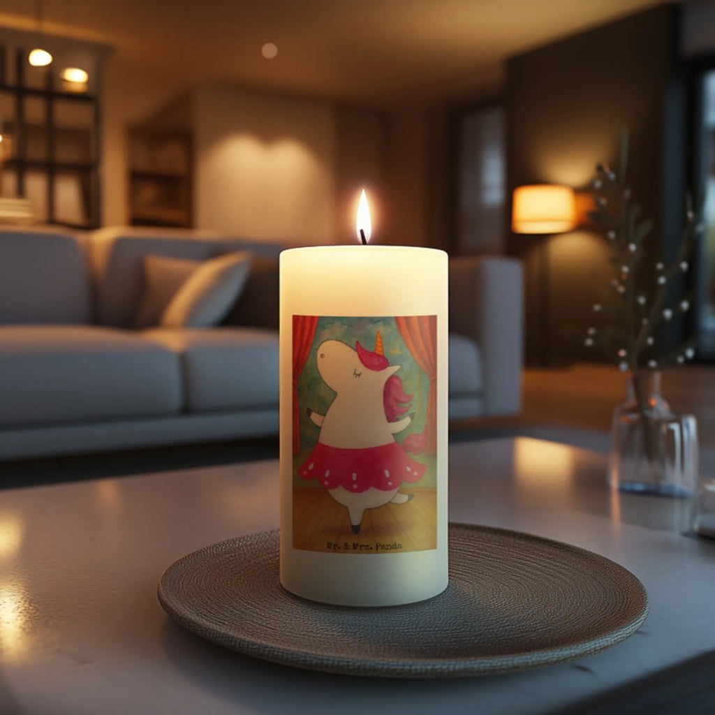 Kerze Einhorn Ballerina Design Kerze Für Advent, Kerze Ohne Duft, Kerze Mit Spruch, Andachtskerze, Kerze Für Geburtstag, Kerze Für Taufe, Grablicht, Metall-Kerze, Stabkerze, Kerze Als Gastgeschenk, Kerze Mit Motiv, Gartenkerze, Stearin­kerze, Kerze Mit Fotoeinleger, Stumpenkerze, Laternenkerze, Stumpenkerzen-Set, Sojawachskerze, Handgegossene Kerze, Kerze Mit Gravur, Gedenkkerze, Handgemachte Kerze, Kerze, Kerze Für Weihnachten, Dinnerkerzenpaar, Glas-Kerze, Teelicht, Bio-Kerze, Tafelkerze, Fair-Trade-Kerze, Grabkerze, Blockkerze, Kerze Für Firmung, Dinnerkerze, Kerze Für Hochzeit, Kerze Für Ostern, Tischkerze, Kerze Mit Namensgravur, Kerze Für Kommunion, Kerze Mit Duft, Outdoor-Kerze, Streukerze, Kerze Mit Prägung, Votivkerze, Trauerkerze, Duftkerze, Einhorn, Einhörner, Einhorn Deko, Unicorn, Lebenslust, Spaß, Party, Tänzerin, Geburtstag, Feiern, Ballerina, Tanzen, Lebensfreude, Wohnung