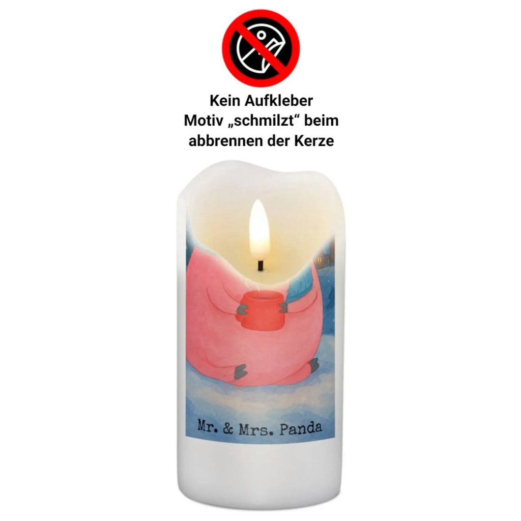 Kerze Schwein Glühwein Design Gedenkkerze, Kerze Für Geburtstag, Blockkerze, Kerze, Sojawachskerze, Kerze Mit Fotoeinleger, Duftkerze, Andachtskerze, Stabkerze, Grablicht, Kerze Mit Spruch, Kerze Für Ostern, Kerze Mit Prägung, Glas-Kerze, Kerze Für Taufe, Kerze Für Firmung, Laternenkerze, Gartenkerze, Handgegossene Kerze, Tafelkerze, Kerze Für Hochzeit, Outdoor-Kerze, Trauerkerze, Stumpenkerzen-Set, Kerze Mit Gravur, Kerze Mit Motiv, Grabkerze, Fair-Trade-Kerze, Dinnerkerze, Tischkerze, Stumpenkerze, Kerze Ohne Duft, Stearin­kerze, Streukerze, Metall-Kerze, Kerze Für Advent, Votivkerze, Kerze Als Gastgeschenk, Kerze Für Kommunion, Teelicht, Kerze Für Weihnachten, Handgemachte Kerze, Kerze Mit Duft, Kerze Mit Namensgravur, Bio-Kerze, Dinnerkerzenpaar, Winter, Weihnachten, Weihnachtsdeko, Nikolaus, Advent, Heiligabend, Wintermotiv, Glühschwein, Weihnachtsmarkt, Punsch, Glühwein