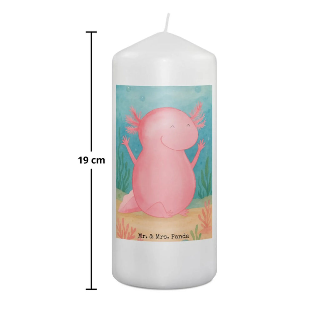 Kerze Axolotl Hurra Design Fair-Trade-Kerze, Kerze Für Geburtstag, Kerze Für Taufe, Trauerkerze, Kerze Mit Fotoeinleger, Kerze Mit Gravur, Stearin­kerze, Bio-Kerze, Kerze Für Firmung, Handgegossene Kerze, Blockkerze, Kerze Mit Prägung, Glas-Kerze, Laternenkerze, Dinnerkerzenpaar, Gedenkkerze, Teelicht, Gartenkerze, Tischkerze, Kerze Mit Duft, Grablicht, Dinnerkerze, Outdoor-Kerze, Stumpenkerze, Handgemachte Kerze, Kerze Für Hochzeit, Kerze Als Gastgeschenk, Andachtskerze, Stumpenkerzen-Set, Kerze Mit Motiv, Kerze Für Ostern, Stabkerze, Grabkerze, Tafelkerze, Metall-Kerze, Kerze Mit Spruch, Kerze, Kerze Mit Namensgravur, Duftkerze, Kerze Ohne Duft, Kerze Für Kommunion, Streukerze, Kerze Für Weihnachten, Votivkerze, Sojawachskerze, Kerze Für Advent, Axolotl, Molch, Lurch, Axolot, Zufriedenheit, Schwanzlurch, fröhlich, Freude, Spaß, Lurche, Motivation