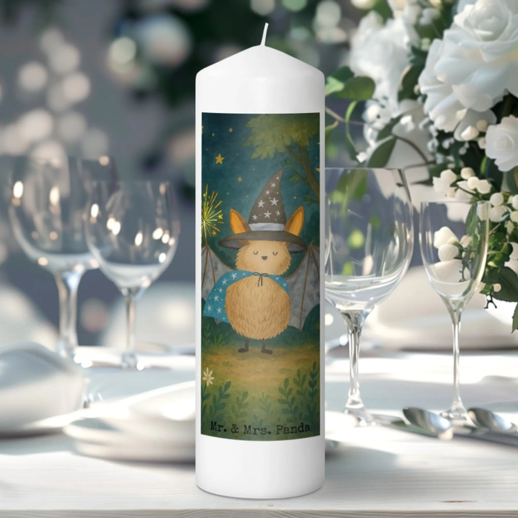 Kerze Fledermaus Zauberer Design Stumpenkerze, Kerze Mit Spruch, Metall-Kerze, Handgemachte Kerze, Kerze Für Firmung, Kerze Für Geburtstag, Kerze Für Taufe, Bio-Kerze, Streukerze, Kerze Für Ostern, Grabkerze, Dinnerkerzenpaar, Kerze Mit Namensgravur, Dinnerkerze, Votivkerze, Gedenkkerze, Stabkerze, Kerze, Duftkerze, Kerze Für Kommunion, Tafelkerze, Kerze Für Weihnachten, Laternenkerze, Fair-Trade-Kerze, Outdoor-Kerze, Kerze Mit Motiv, Grablicht, Glas-Kerze, Kerze Mit Prägung, Teelicht, Andachtskerze, Blockkerze, Kerze Für Hochzeit, Kerze Mit Gravur, Handgegossene Kerze, Sojawachskerze, Kerze Mit Fotoeinleger, Kerze Für Advent, Trauerkerze, Kerze Als Gastgeschenk, Stearin­kerze, Tischkerze, Kerze Mit Duft, Gartenkerze, Kerze Ohne Duft, Stumpenkerzen-Set, Tiermotive, Gute Laune, lustige Sprüche, Tiere, reinsteigern, Fledermaus, Frauen, Zauberer, Fledermäuse, Magier