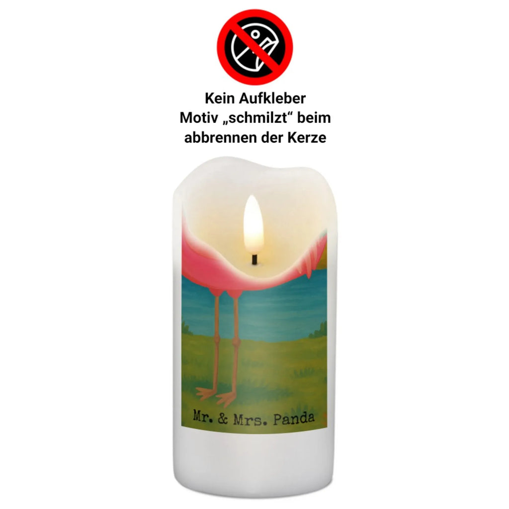 Kerze Flamingo Stolz Design Kerze Mit Namensgravur, Blockkerze, Kerze Für Weihnachten, Gedenkkerze, Kerze Für Advent, Kerze Mit Duft, Kerze Für Geburtstag, Kerze Mit Fotoeinleger, Gartenkerze, Metall-Kerze, Kerze Mit Gravur, Glas-Kerze, Kerze Für Firmung, Votivkerze, Kerze Mit Prägung, Fair-Trade-Kerze, Dinnerkerze, Kerze, Handgegossene Kerze, Kerze Für Kommunion, Handgemachte Kerze, Outdoor-Kerze, Stearin­kerze, Tafelkerze, Teelicht, Duftkerze, Grabkerze, Grablicht, Dinnerkerzenpaar, Kerze Für Ostern, Kerze Mit Spruch, Laternenkerze, Bio-Kerze, Kerze Als Gastgeschenk, Trauerkerze, Andachtskerze, Stabkerze, Streukerze, Kerze Für Taufe, Kerze Ohne Duft, Kerze Für Hochzeit, Kerze Mit Motiv, Sojawachskerze, Stumpenkerzen-Set, Stumpenkerze, Tischkerze, Flamingo, stolz, Mama, beste Freundin, Tochter, Freundin, Selbstakzeptanz, Selbstliebe, Schwester, Freude
