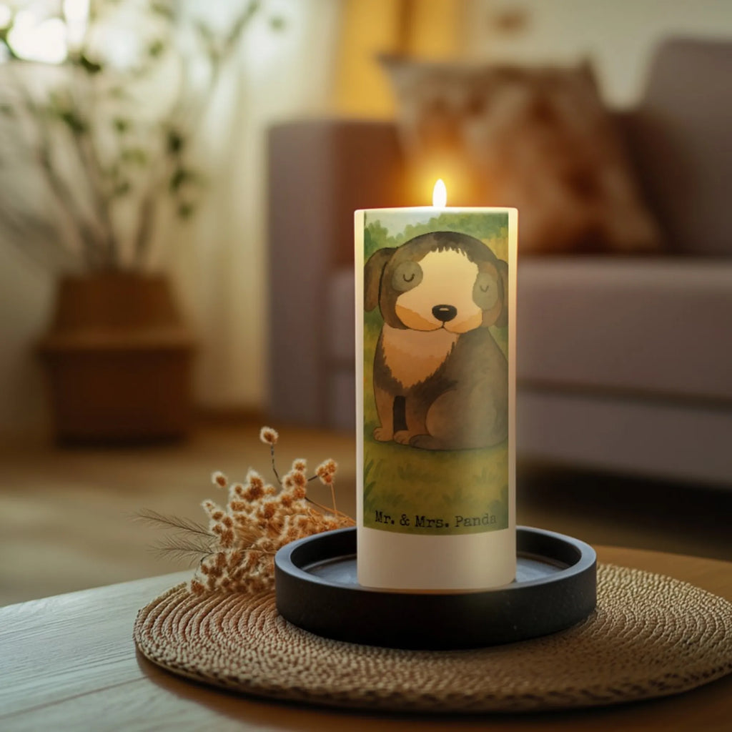 Kerze Hund Entspannen Design Gedenkkerze, Fair-Trade-Kerze, Tischkerze, Kerze Für Firmung, Kerze Mit Namensgravur, Kerze Mit Spruch, Votivkerze, Kerze Für Ostern, Kerze Ohne Duft, Kerze Für Hochzeit, Bio-Kerze, Dinnerkerze, Grabkerze, Stumpenkerzen-Set, Kerze, Kerze Mit Prägung, Kerze Für Taufe, Glas-Kerze, Kerze Mit Fotoeinleger, Laternenkerze, Stearin­kerze, Streukerze, Kerze Mit Gravur, Duftkerze, Kerze Für Advent, Kerze Für Weihnachten, Trauerkerze, Stabkerze, Handgemachte Kerze, Kerze Für Kommunion, Handgegossene Kerze, Sojawachskerze, Kerze Mit Motiv, Outdoor-Kerze, Stumpenkerze, Dinnerkerzenpaar, Kerze Als Gastgeschenk, Tafelkerze, Metall-Kerze, Kerze Für Geburtstag, Blockkerze, Grablicht, Andachtskerze, Teelicht, Gartenkerze, Kerze Mit Duft, Hund, Hundemotiv, Haustier, Hunderasse, Tierliebhaber, Hundebesitzer, Sprüche, Liebe, Hundeglück, schwarzer Hund, Hundeliebe