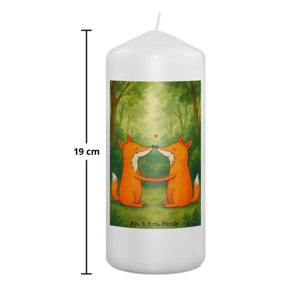 Kerze Füchse Liebe Design Grabkerze, Kerze Mit Motiv, Gedenkkerze, Kerze Für Weihnachten, Outdoor-Kerze, Stumpenkerze, Dinnerkerzenpaar, Kerze Als Gastgeschenk, Handgegossene Kerze, Fair-Trade-Kerze, Kerze Mit Duft, Kerze Für Taufe, Tafelkerze, Kerze Für Geburtstag, Kerze Mit Fotoeinleger, Bio-Kerze, Grablicht, Laternenkerze, Kerze Für Advent, Kerze Mit Namensgravur, Kerze Für Hochzeit, Trauerkerze, Metall-Kerze, Andachtskerze, Glas-Kerze, Tischkerze, Kerze Mit Spruch, Dinnerkerze, Votivkerze, Streukerze, Stearin­kerze, Teelicht, Kerze Ohne Duft, Sojawachskerze, Stabkerze, Kerze Mit Prägung, Duftkerze, Gartenkerze, Kerze, Blockkerze, Kerze Für Ostern, Stumpenkerzen-Set, Handgemachte Kerze, Kerze Mit Gravur, Kerze Für Firmung, Kerze Für Kommunion, Fuchs, Liebespaar, Paar, Füchse, Liebe, Ehe, Freundin, Fox, Ehemann, Verlobte, Partner, Freund, Liebesbeweis, Ehefrau