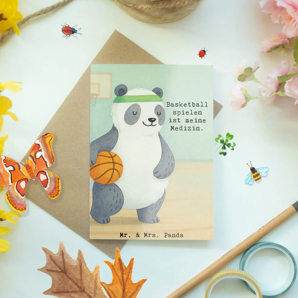 Grußkarte Panda Basketball Design Klappkarte, Hochzeitskarte, Grußkarte, Ansichtskarten, Einladungskarte, Karte, Glückwunschkarte, Geburtstagskarte, Geschenk, Sport, Sportart, Hobby, Schenken, Danke, Dankeschön, Auszeichnung, Gewinn, Sportler, Basketball, Basketballplatz, Basketball Verein, Basketball Verband
