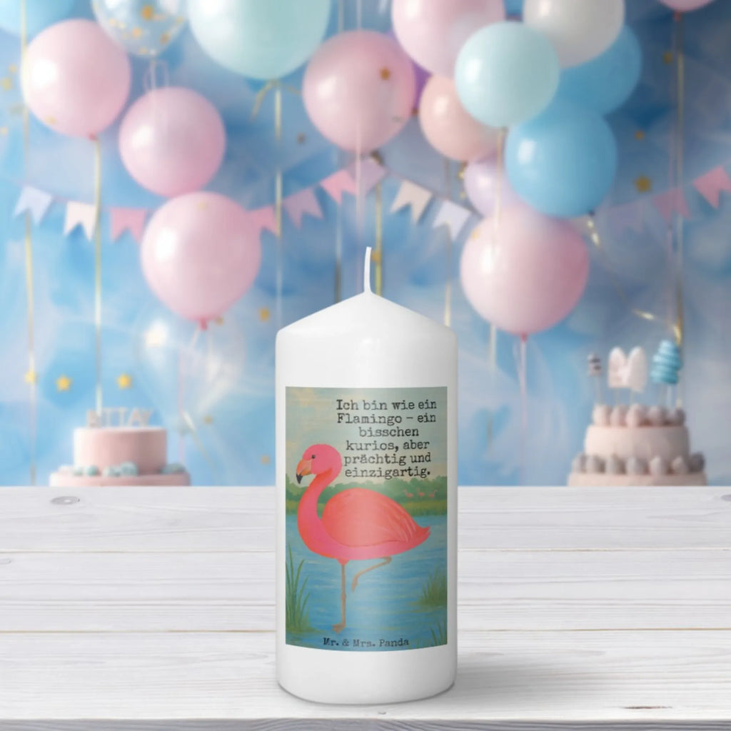 Kerze Flamingo Classic Design Kerze, Andachtskerze, Kerze Ohne Duft, Votivkerze, Stabkerze, Duftkerze, Teelicht, Tischkerze, Metall-Kerze, Kerze Für Ostern, Gedenkkerze, Streukerze, Kerze Für Geburtstag, Handgegossene Kerze, Kerze Für Kommunion, Kerze Mit Gravur, Sojawachskerze, Glas-Kerze, Kerze Mit Duft, Kerze Mit Motiv, Kerze Für Taufe, Kerze Mit Fotoeinleger, Trauerkerze, Bio-Kerze, Kerze Mit Spruch, Outdoor-Kerze, Laternenkerze, Dinnerkerzenpaar, Blockkerze, Kerze Für Firmung, Fair-Trade-Kerze, Tafelkerze, Dinnerkerze, Kerze Als Gastgeschenk, Handgemachte Kerze, Stearin­kerze, Stumpenkerze, Kerze Mit Namensgravur, Stumpenkerzen-Set, Grabkerze, Grablicht, Kerze Für Weihnachten, Gartenkerze, Kerze Für Advent, Kerze Mit Prägung, Kerze Für Hochzeit, Flamingo, Sohn, Selbstliebe, Freundin, Spruch, für mich, ich, Einzigartig, Tochter, Stolz, Geschwister, Freundinnen, Außenseiter