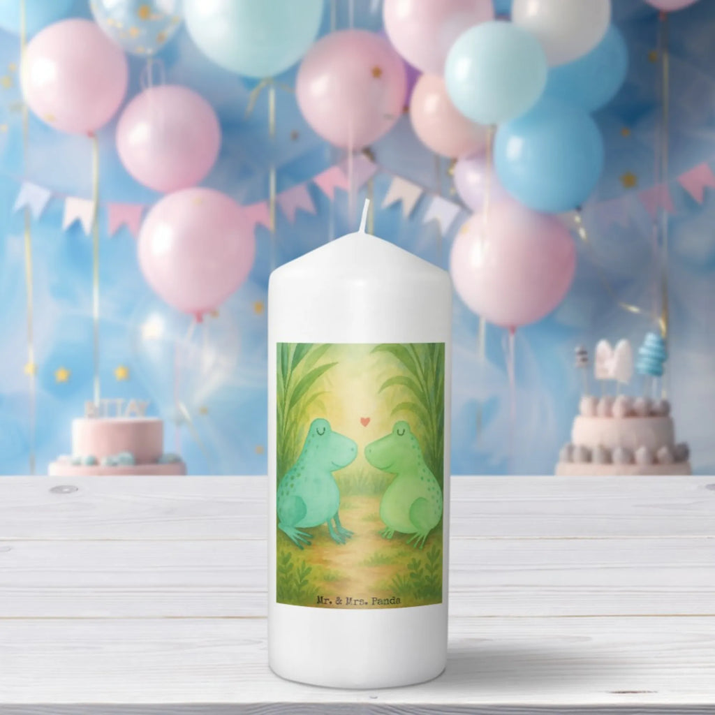 Kerze Frosch Liebe Design Kerze, Tafelkerze, Kerze Für Weihnachten, Votivkerze, Kerze Für Taufe, Stumpenkerzen-Set, Tischkerze, Gartenkerze, Laternenkerze, Kerze Für Ostern, Dinnerkerzenpaar, Outdoor-Kerze, Bio-Kerze, Kerze Ohne Duft, Dinnerkerze, Metall-Kerze, Grablicht, Kerze Als Gastgeschenk, Kerze Für Firmung, Kerze Für Advent, Handgegossene Kerze, Kerze Für Kommunion, Streukerze, Kerze Mit Gravur, Kerze Mit Spruch, Teelicht, Kerze Mit Prägung, Fair-Trade-Kerze, Kerze Für Hochzeit, Kerze Mit Motiv, Blockkerze, Andachtskerze, Stabkerze, Glas-Kerze, Gedenkkerze, Trauerkerze, Kerze Für Geburtstag, Kerze Mit Duft, Handgemachte Kerze, Sojawachskerze, Kerze Mit Fotoeinleger, Duftkerze, Grabkerze, Kerze Mit Namensgravur, Stumpenkerze, Stearin­kerze, Liebe, Partner, Freund, Freundin, Ehemann, Ehefrau, Heiraten, Verlobung, Heiratsantrag, Liebesgeschenk, Jahrestag, Hocheitstag, Liebesbeweis, Verheiratet, Froschkönig, Frösche, Geschenk Hochzeit, Verlobt, Fröschchen, Hochzeitstag, Geschenk Freundin, Frosch, Verliebt, Geschenk Freund