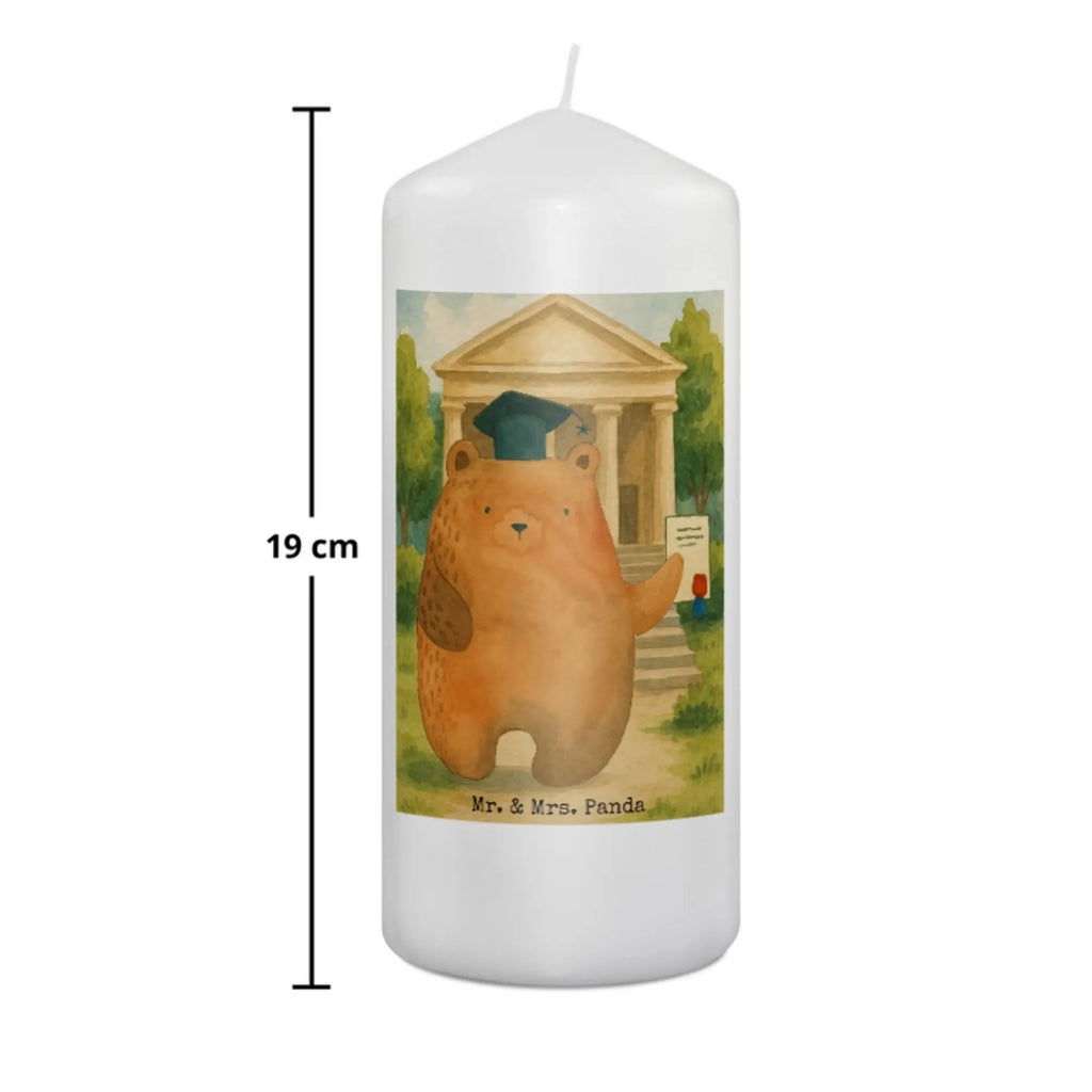 Kerze Bär Prüfung Design Kerze Für Taufe, Blockkerze, Stabkerze, Metall-Kerze, Stumpenkerze, Kerze Mit Gravur, Kerze Für Ostern, Tischkerze, Kerze Mit Prägung, Sojawachskerze, Bio-Kerze, Tafelkerze, Stearin­kerze, Kerze, Andachtskerze, Duftkerze, Votivkerze, Teelicht, Gartenkerze, Fair-Trade-Kerze, Kerze Mit Spruch, Glas-Kerze, Kerze Für Hochzeit, Kerze Als Gastgeschenk, Grabkerze, Stumpenkerzen-Set, Laternenkerze, Kerze Für Weihnachten, Kerze Für Firmung, Kerze Mit Duft, Kerze Für Geburtstag, Kerze Mit Motiv, Grablicht, Streukerze, Kerze Mit Fotoeinleger, Kerze Für Advent, Dinnerkerzenpaar, Handgemachte Kerze, Gedenkkerze, Kerze Für Kommunion, Dinnerkerze, Handgegossene Kerze, Kerze Mit Namensgravur, Kerze Ohne Duft, Trauerkerze, Outdoor-Kerze, Bär, Teddy, Teddybär, Zeugnis, Prüfungen, Abschluss, Abschlusszeugnis, Abitur, Prüfung bestanden