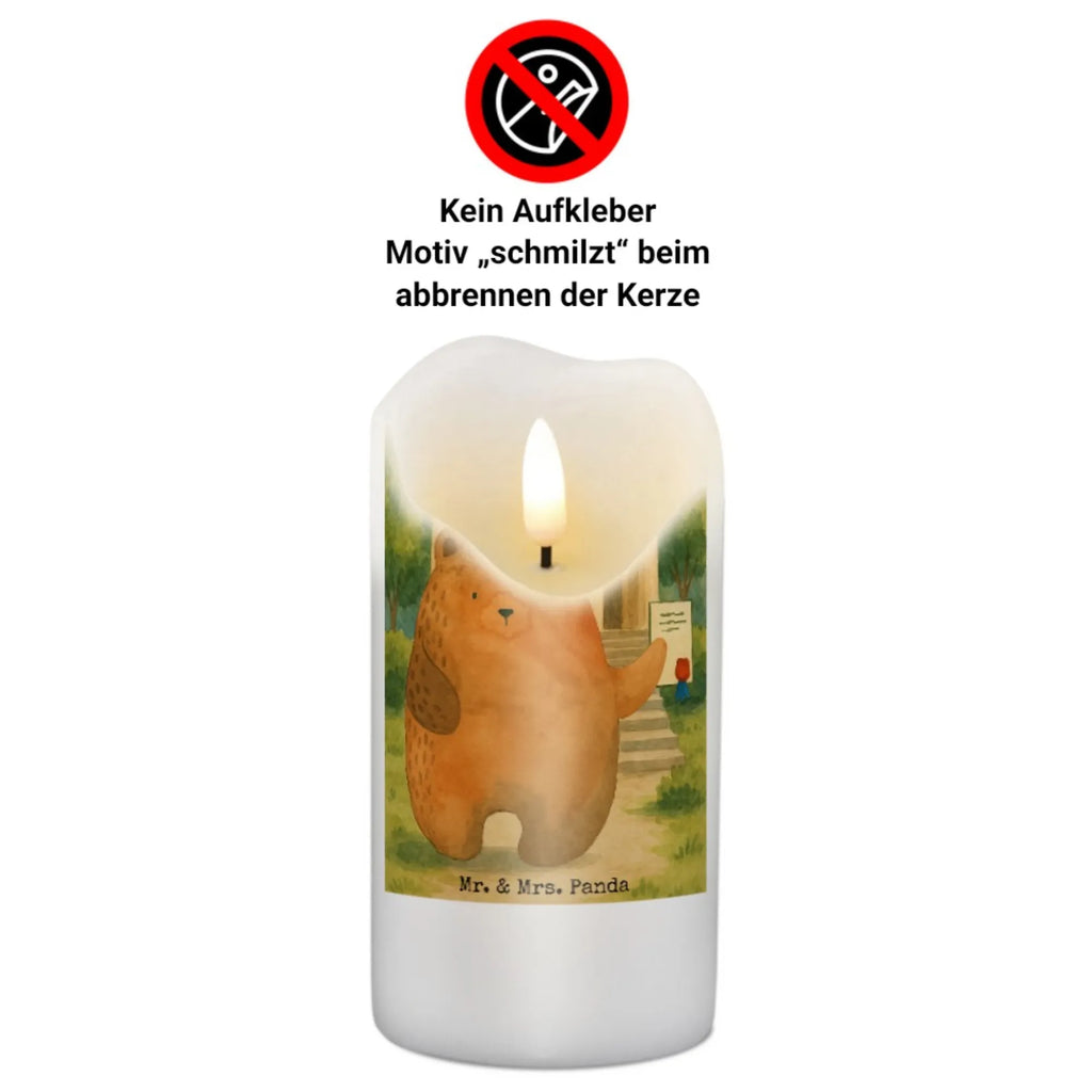 Kerze Bär Prüfung Design Kerze Für Taufe, Blockkerze, Stabkerze, Metall-Kerze, Stumpenkerze, Kerze Mit Gravur, Kerze Für Ostern, Tischkerze, Kerze Mit Prägung, Sojawachskerze, Bio-Kerze, Tafelkerze, Stearin­kerze, Kerze, Andachtskerze, Duftkerze, Votivkerze, Teelicht, Gartenkerze, Fair-Trade-Kerze, Kerze Mit Spruch, Glas-Kerze, Kerze Für Hochzeit, Kerze Als Gastgeschenk, Grabkerze, Stumpenkerzen-Set, Laternenkerze, Kerze Für Weihnachten, Kerze Für Firmung, Kerze Mit Duft, Kerze Für Geburtstag, Kerze Mit Motiv, Grablicht, Streukerze, Kerze Mit Fotoeinleger, Kerze Für Advent, Dinnerkerzenpaar, Handgemachte Kerze, Gedenkkerze, Kerze Für Kommunion, Dinnerkerze, Handgegossene Kerze, Kerze Mit Namensgravur, Kerze Ohne Duft, Trauerkerze, Outdoor-Kerze, Bär, Teddy, Teddybär, Zeugnis, Prüfungen, Abschluss, Abschlusszeugnis, Abitur, Prüfung bestanden
